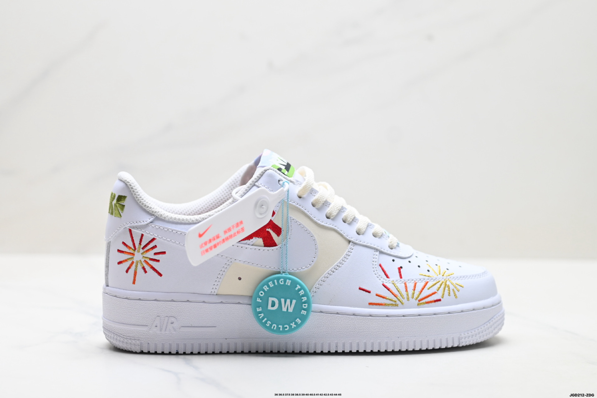 200 NIKE AIR FORCE 1‘07 IQ1133-111
