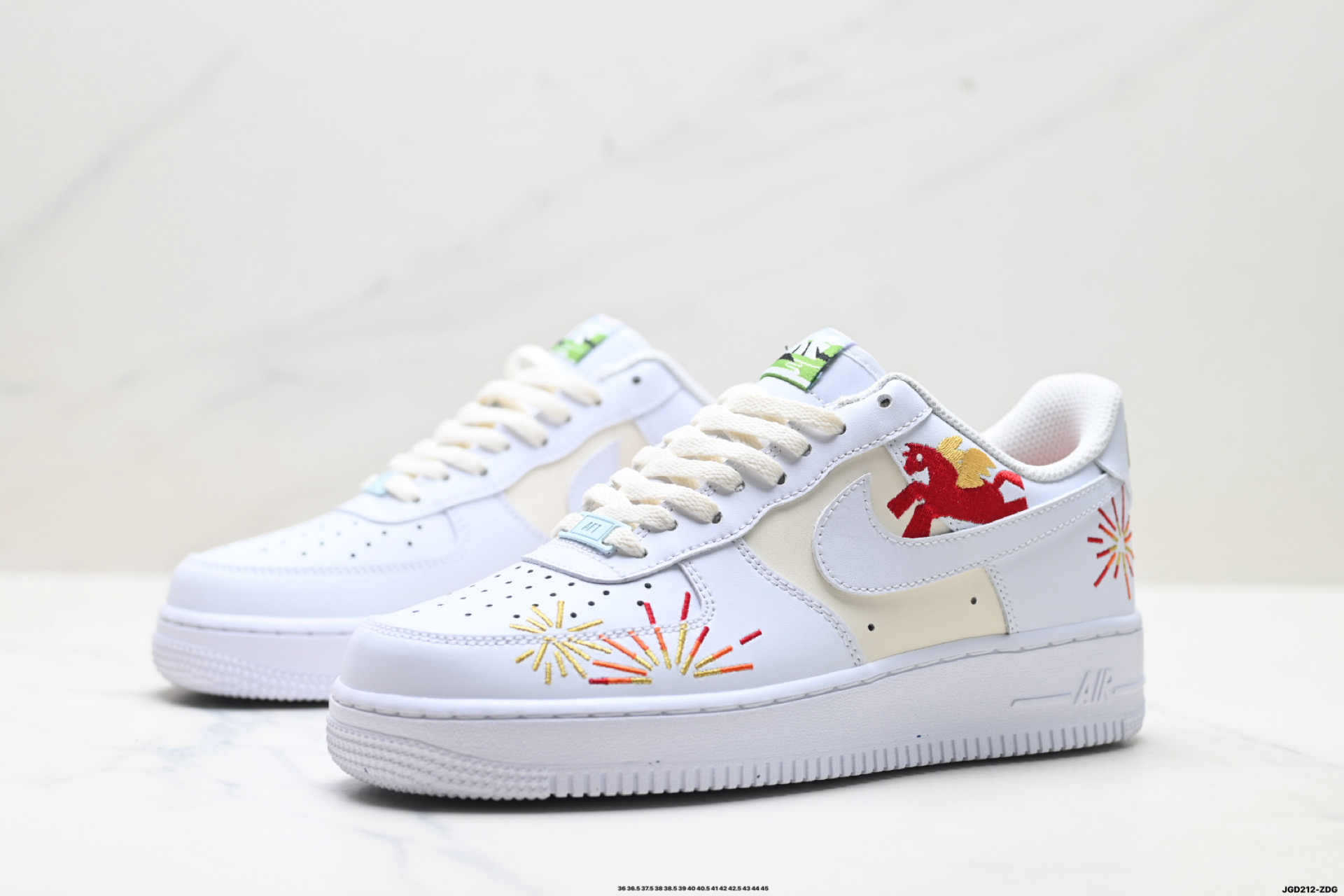 200 NIKE AIR FORCE 1‘07 IQ1133-111