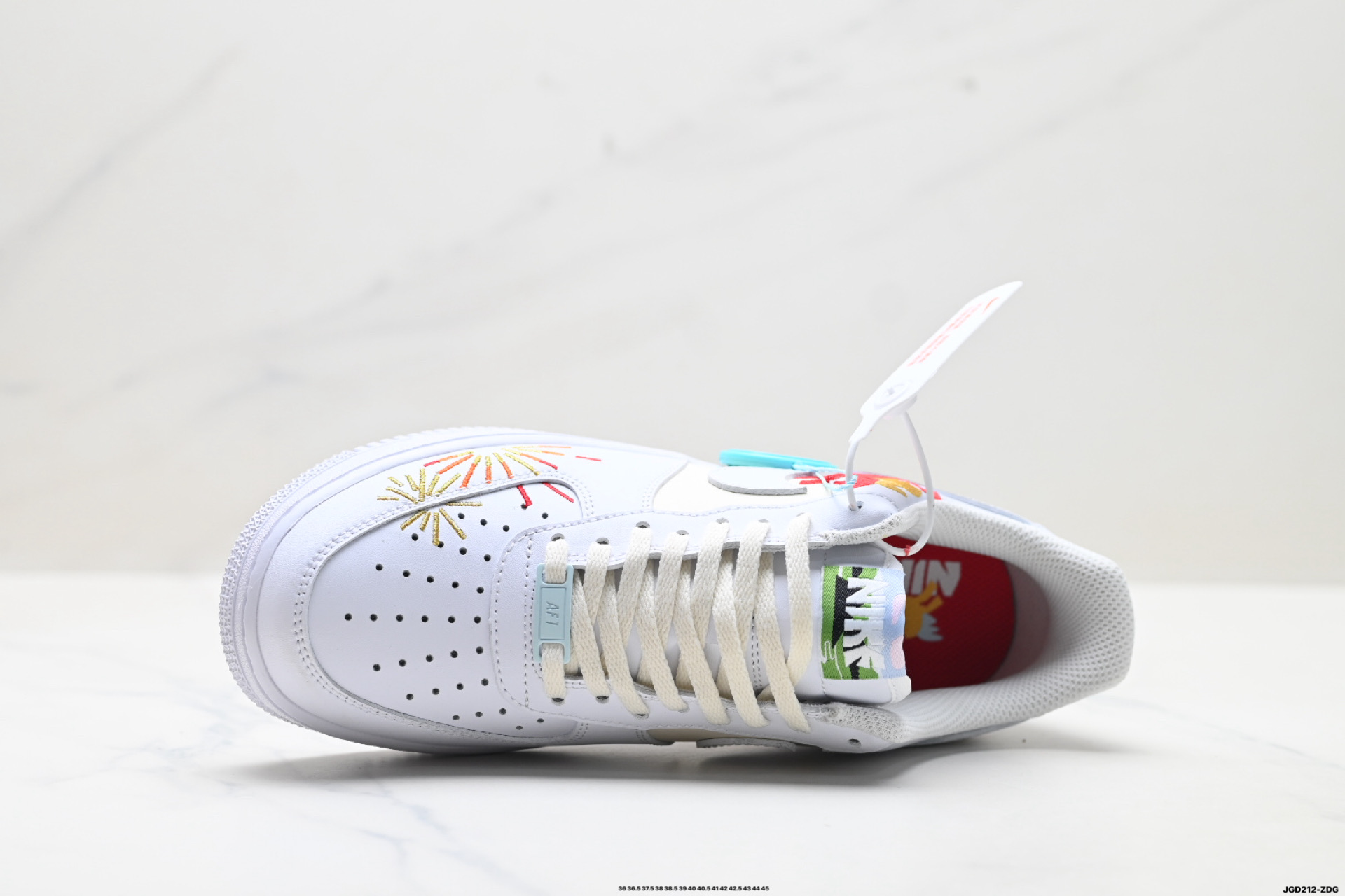 200 NIKE AIR FORCE 1‘07 IQ1133-111