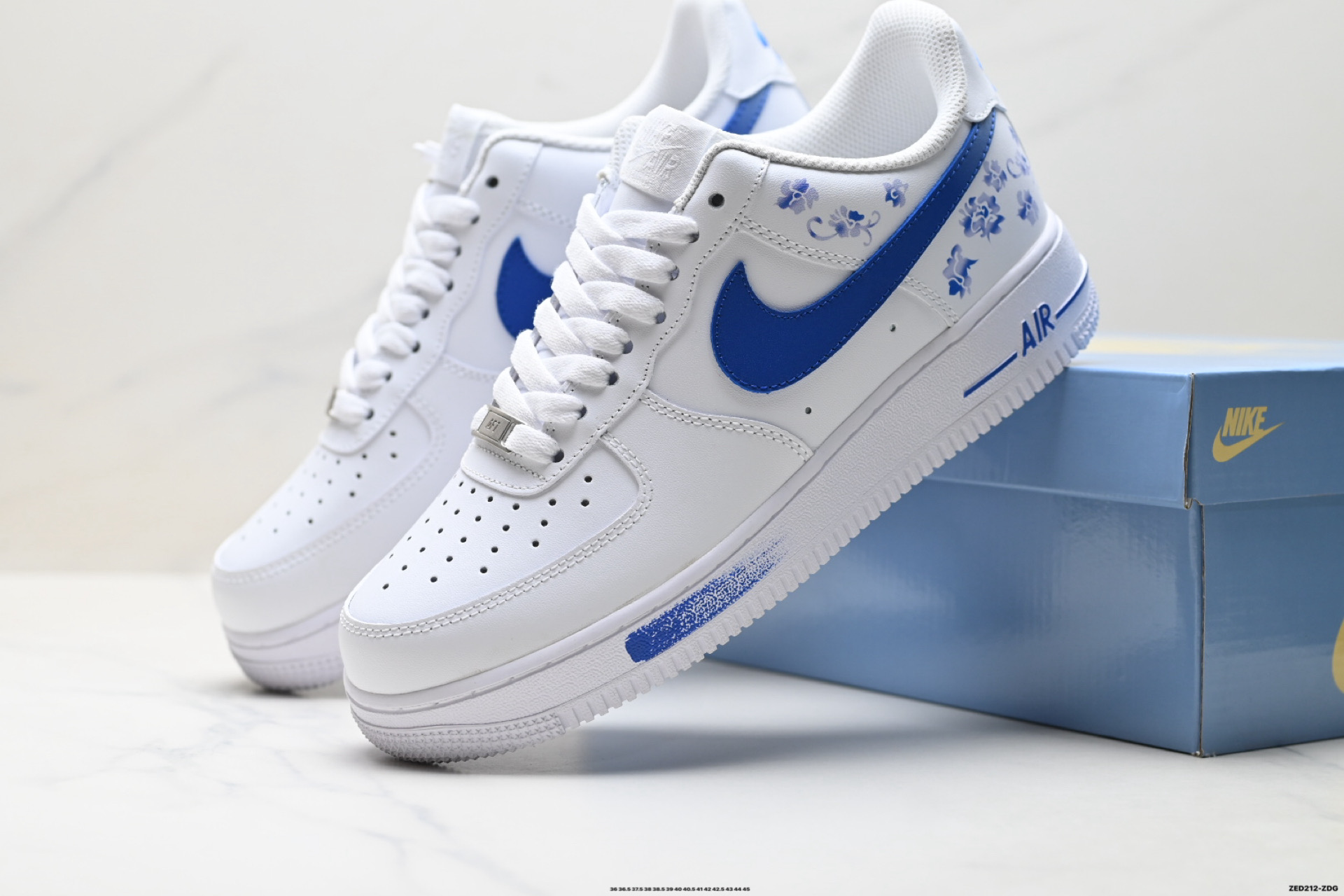 NIKE AIR FORCE 1‘07 ZH0316-141