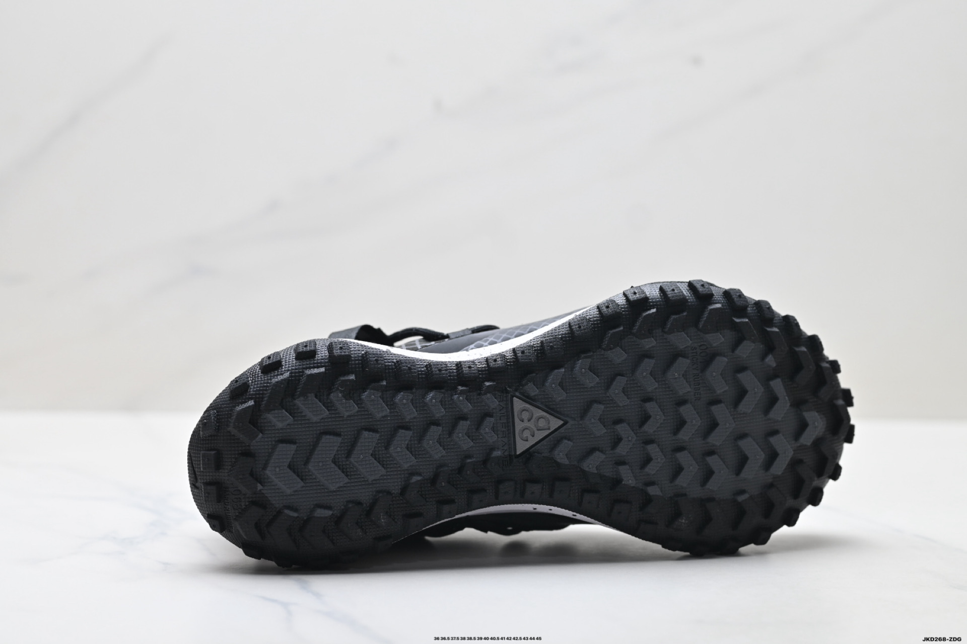 180 NIKE ACG MOUNTAIN FLY LOW GTX 耐克 户外登山系列越野跑鞋 DD4565-001-Chinese UA Cheap High Quatity Brand Clothes Bags handbags Sneakers wholesale wholesaler seller from China Factory suppliers Fashion Clothing Shoes best Quality Beautiful Price 180 NIKE ACG MOUNTAIN FLY LOW GTX 耐克 户外登山系列越野跑鞋 DD4565-001
