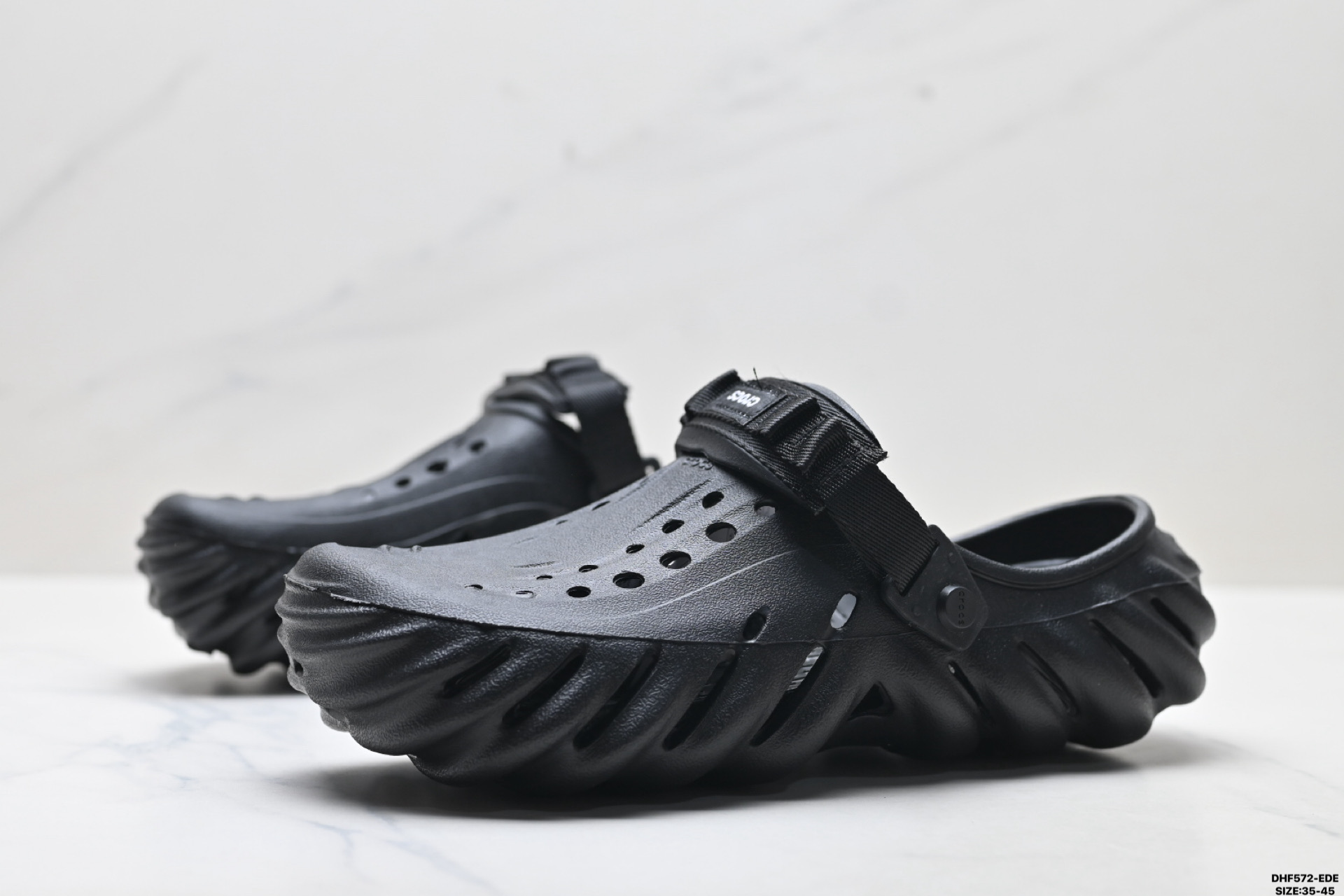 Crocs卡骆驰 EVA 波波 防滑透气 运动凉鞋 一体成型鞋身的创新洞洞鞋-Top High Quatity Cheap Sneakers Fashion Clothing Clothes Bags handbags Shoes of all Brand wholesale With The best Quality And Beautiful Price from China Factory Chinese suppliers wholesaler seller Crocs卡骆驰 EVA 波波 防滑透气 运动凉鞋 一体成型鞋身的创新洞洞鞋