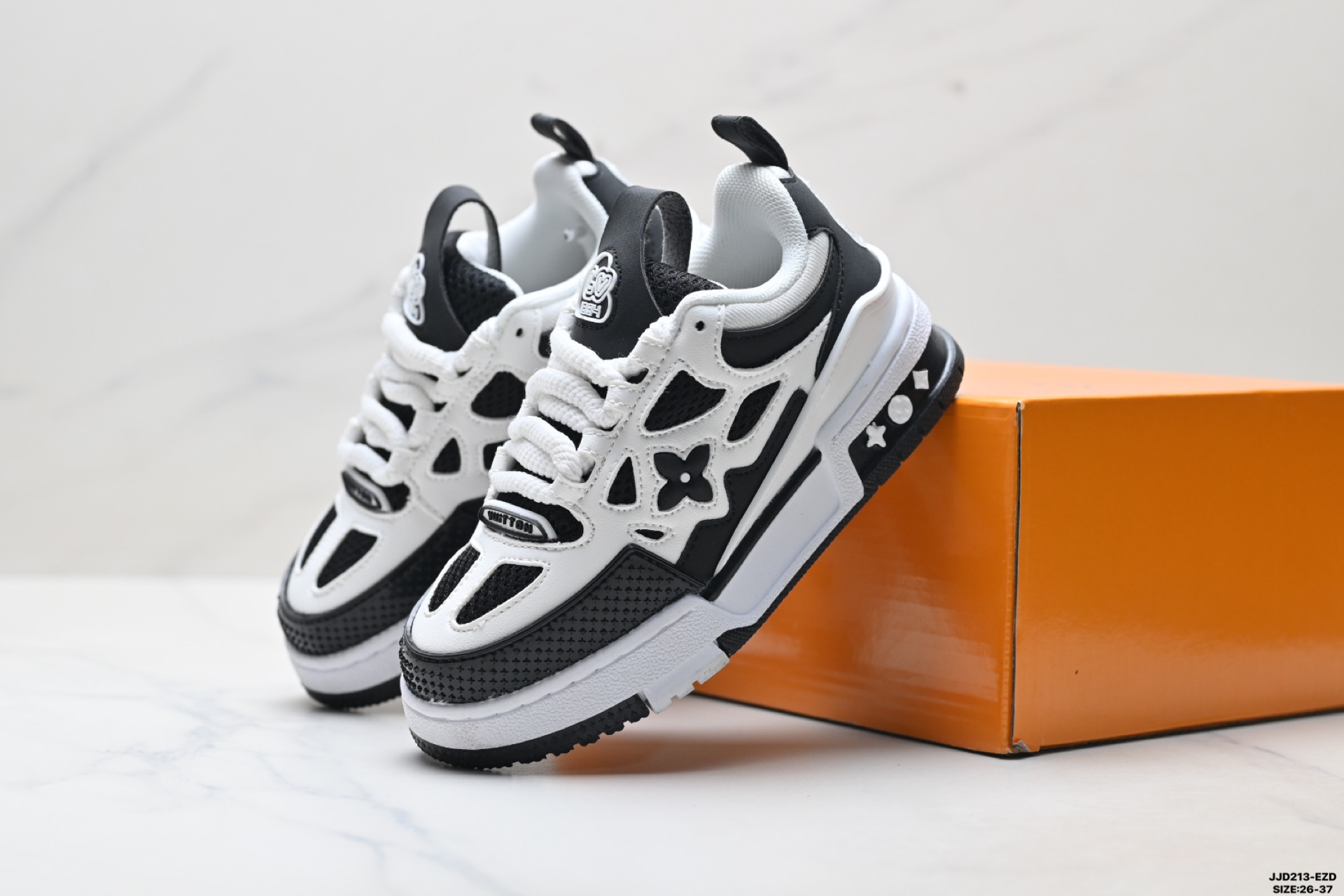 童鞋✅Louis Vuitton Trainer Sneaker Low 全新 LV 路易威登 休闲运动文化百搭板鞋 ID:JJD213-EZD