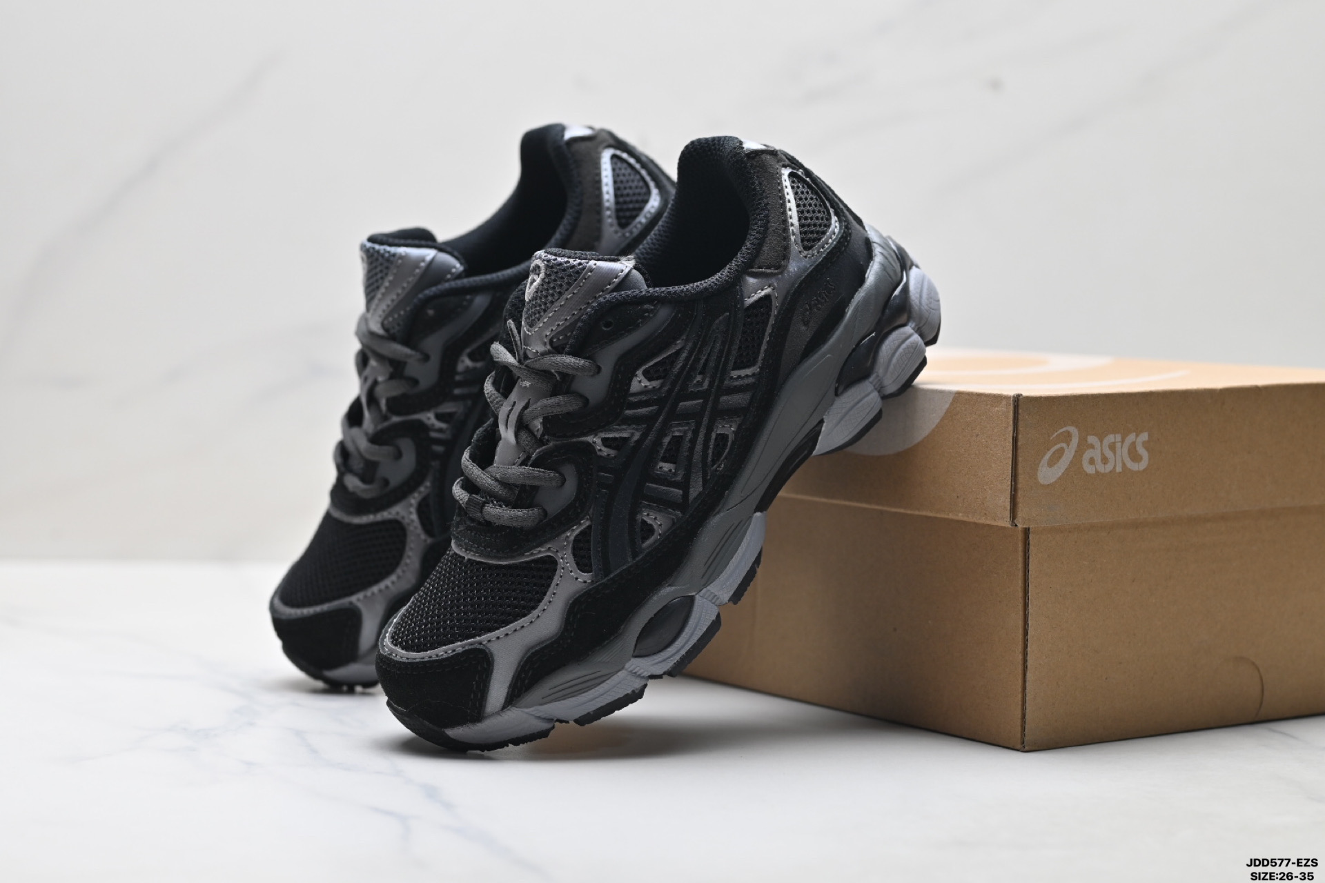 童鞋Asics Gel-N亚瑟士 透气运动鞋 网眼鞋面 1203A953-100 童鞋Asics Gel-N亚瑟士 透气运动鞋 网眼鞋面 1203A953-100