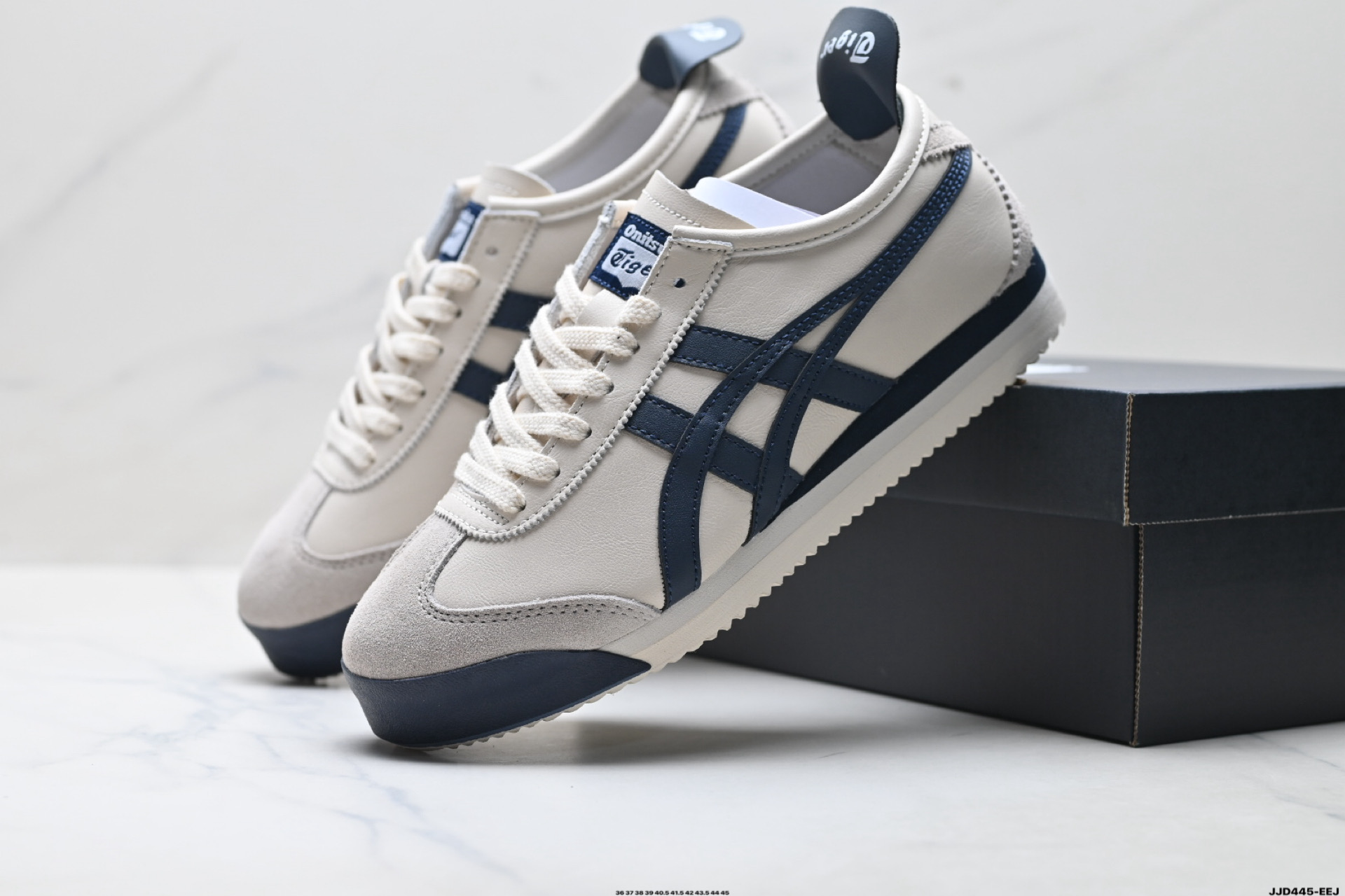 150 Onitsuka Tiger鬼塚虎 MEXICO 66 舒适柔软 低帮休闲板鞋 1183C621-200