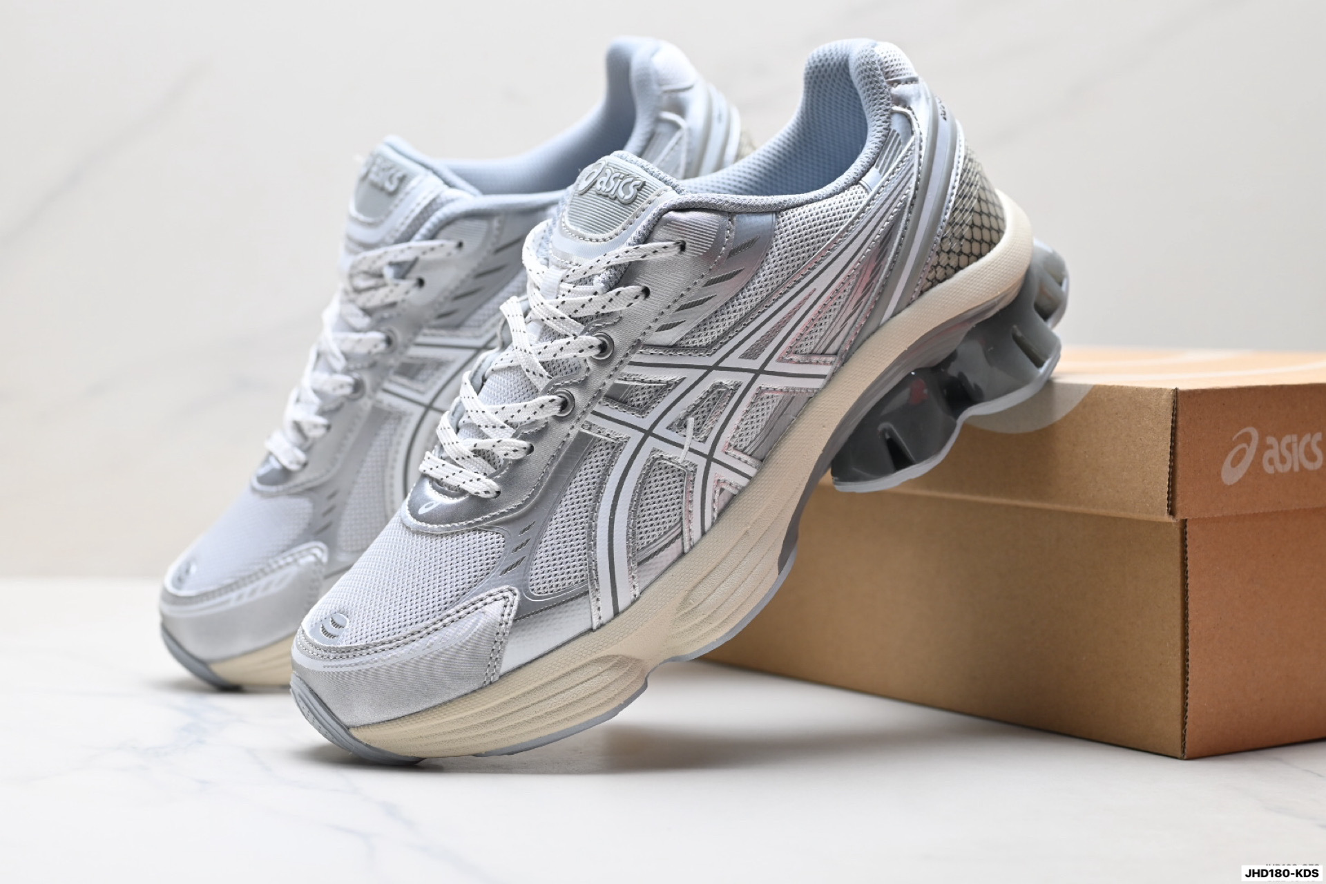 210 Asics Gel-Kinetic Fluent 亚瑟士 复古休闲运动鞋厚底增高老爹鞋 1203A591-021-Chinese UA Cheap High Quatity Brand Clothes Bags handbags Sneakers wholesale wholesaler seller from China Factory suppliers Fashion Clothing Shoes best Quality Beautiful Price 210 Asics Gel-Kinetic Fluent 亚瑟士 复古休闲运动鞋厚底增高老爹鞋 1203A591-021