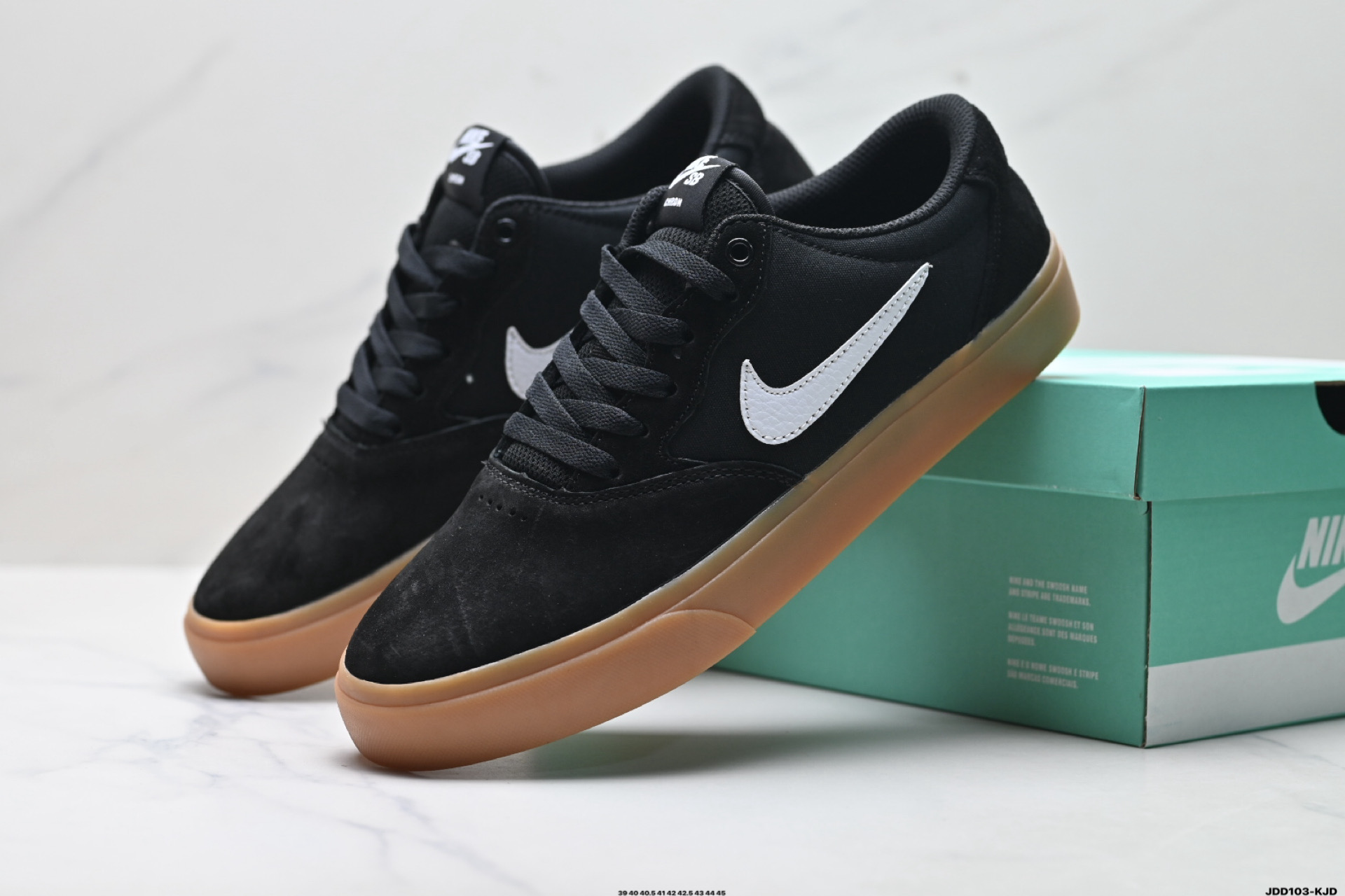 Nike SB Chron Slr 耐克 经典舒适 休闲百搭 滑板鞋 采用耐磨翻毛皮拼接透气帆布鞋面材质 CD6278-002-Top High Quatity Cheap Sneakers Fashion Clothing Clothes Bags handbags Shoes of all Brand wholesale With The best Quality And Beautiful Price from China Factory Chinese suppliers wholesaler seller Nike SB Chron Slr 耐克 经典舒适 休闲百搭 滑板鞋 采用耐磨翻毛皮拼接透气帆布鞋面材质 CD6278-002