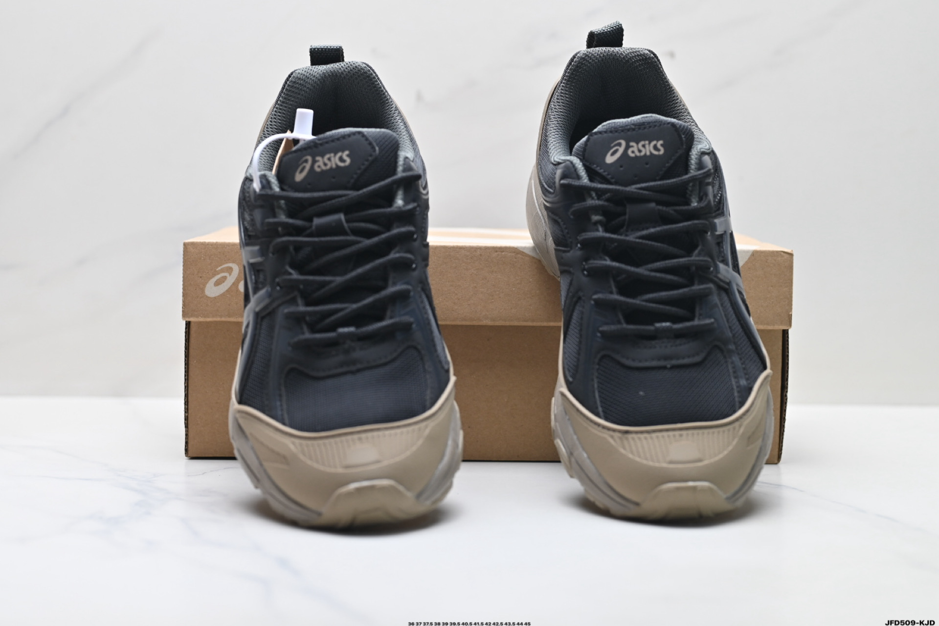 190 ASICS GEL-VENTURE 6 SHIELD系列 亚瑟士 低帮经典跑鞋 1203A474-004