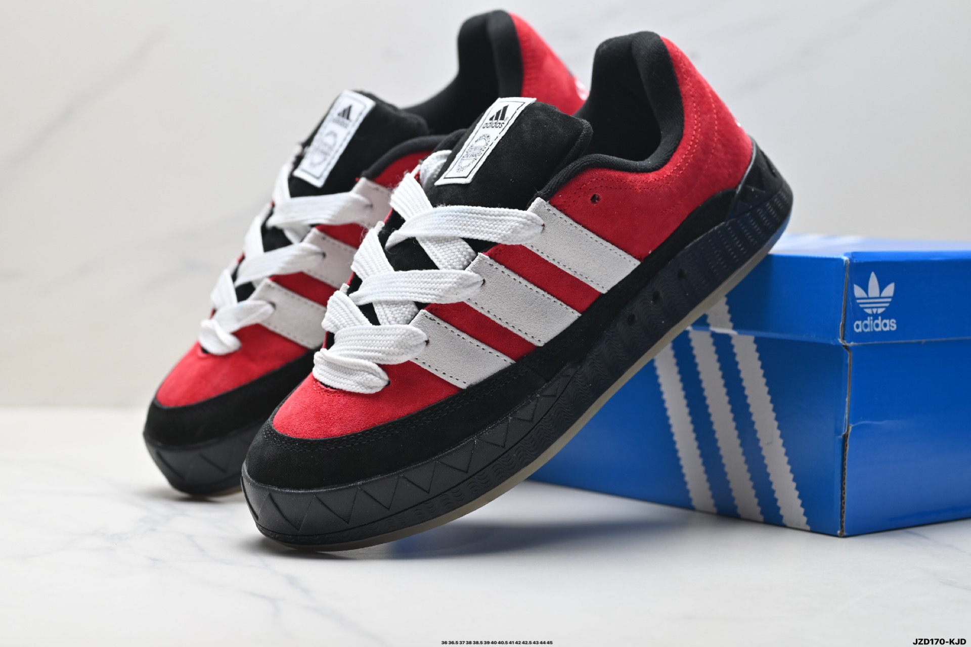 160 Adidas Adimatic Low 马蒂奇系列低帮 复古鲨鱼面包鞋运动休闲滑板板鞋 lG6022