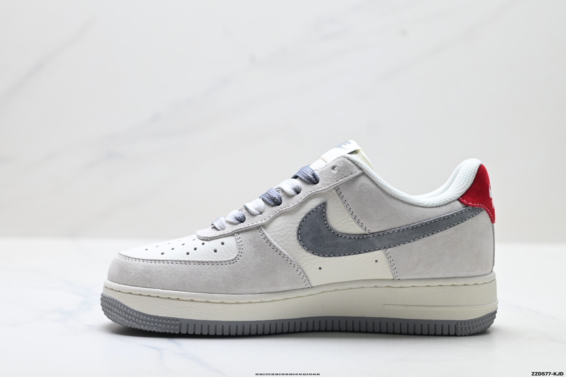 NIKE AIR FORCE 1‘07 LV8 CS5288-089