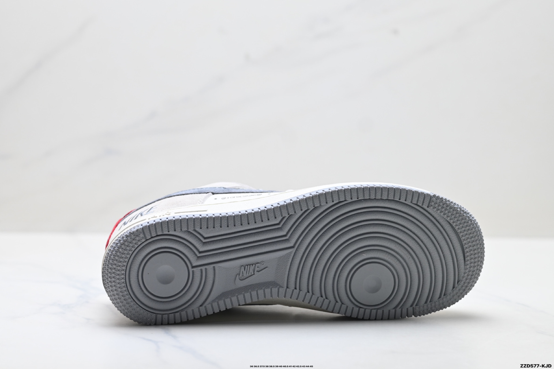 NIKE AIR FORCE 1‘07 LV8 CS5288-089