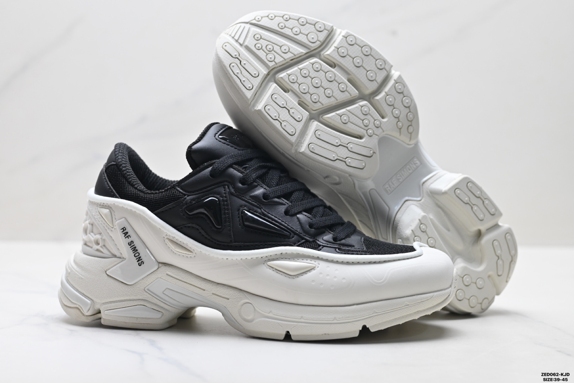 280 RAF SIMONS CYLON-21 潮流运动 织物皮革 圆头系带 低帮休闲鞋 HR830001S-358