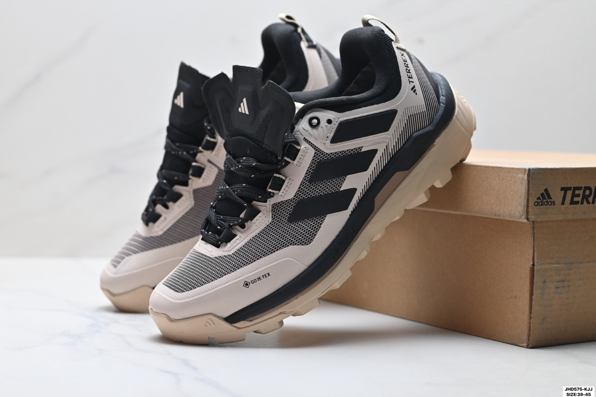 210 Adidas Terrex Skychaser Tech GTX 阿迪达斯 系带缓震轻质舒适百搭运动鞋 IE9905