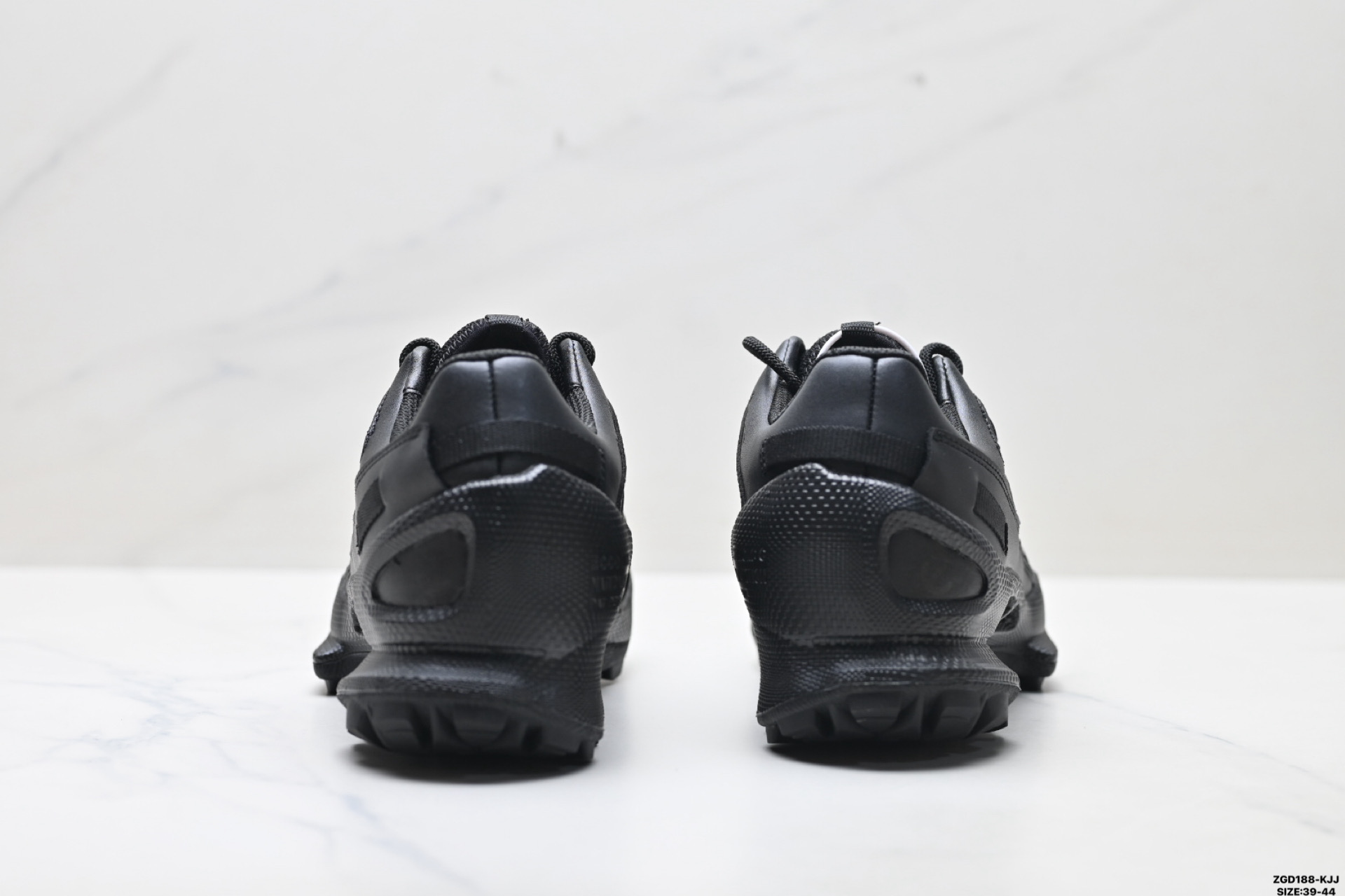 320 Ecco爱步 Biom C-Trail 健步C 舒适时尚 简约时尚 减震防滑 低帮休闲鞋 803324-510