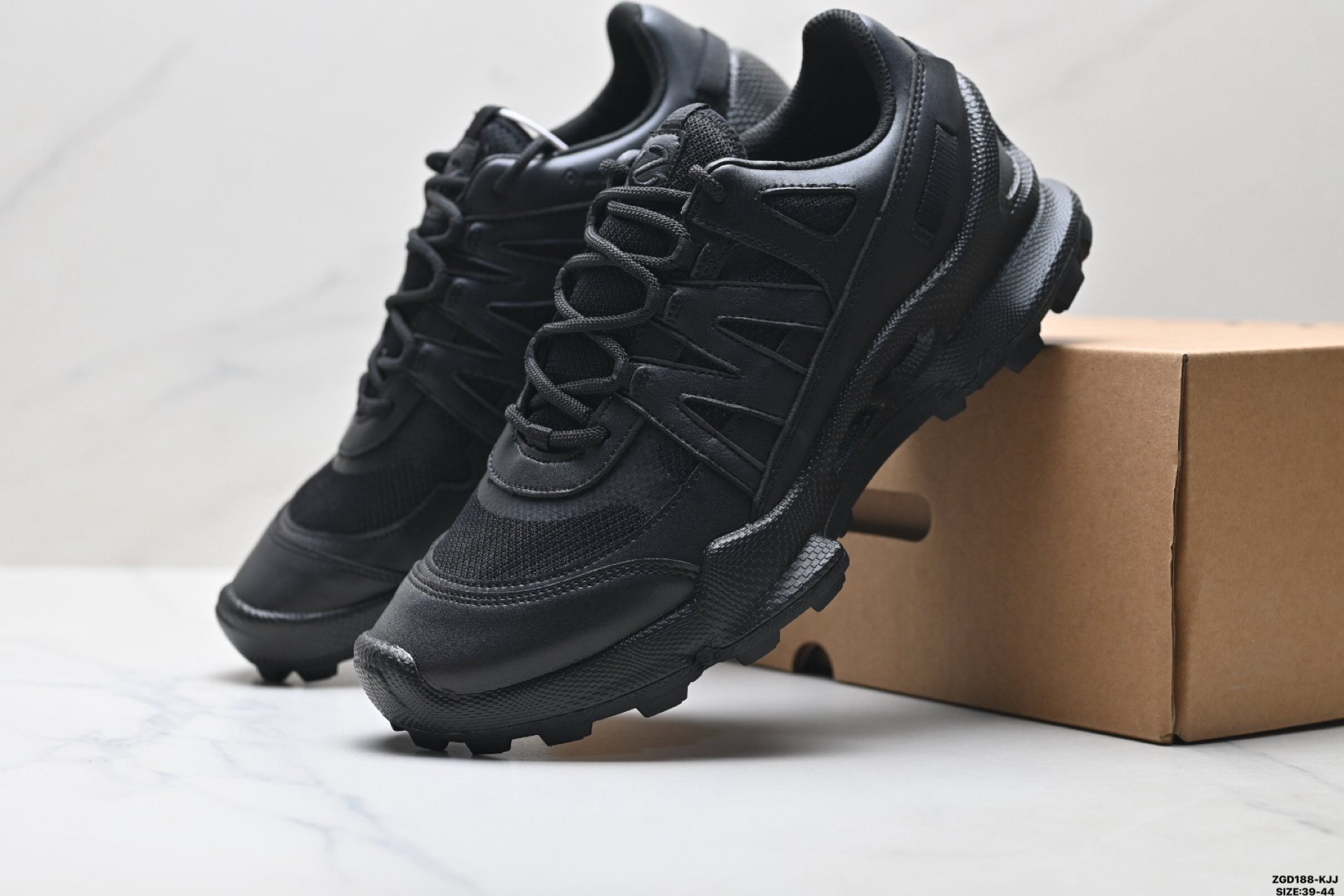 320 Ecco爱步 Biom C-Trail 健步C 舒适时尚 简约时尚 减震防滑 低帮休闲鞋 803324-510