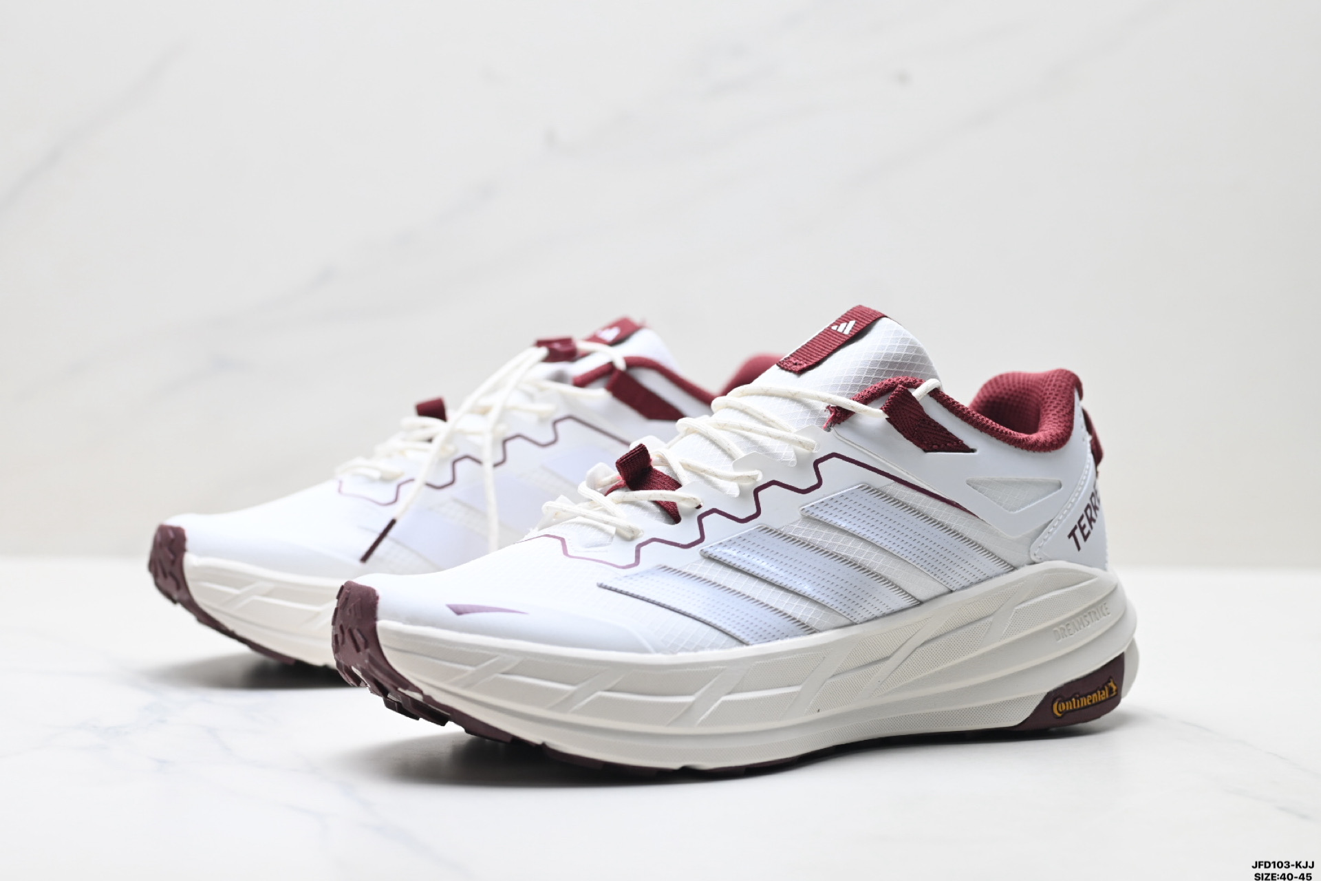 190 Adidas Terrex Freehiker LT 阿迪达斯 系带缓震轻质 舒适百搭 低帮马拉松运动跑步鞋 KK1883