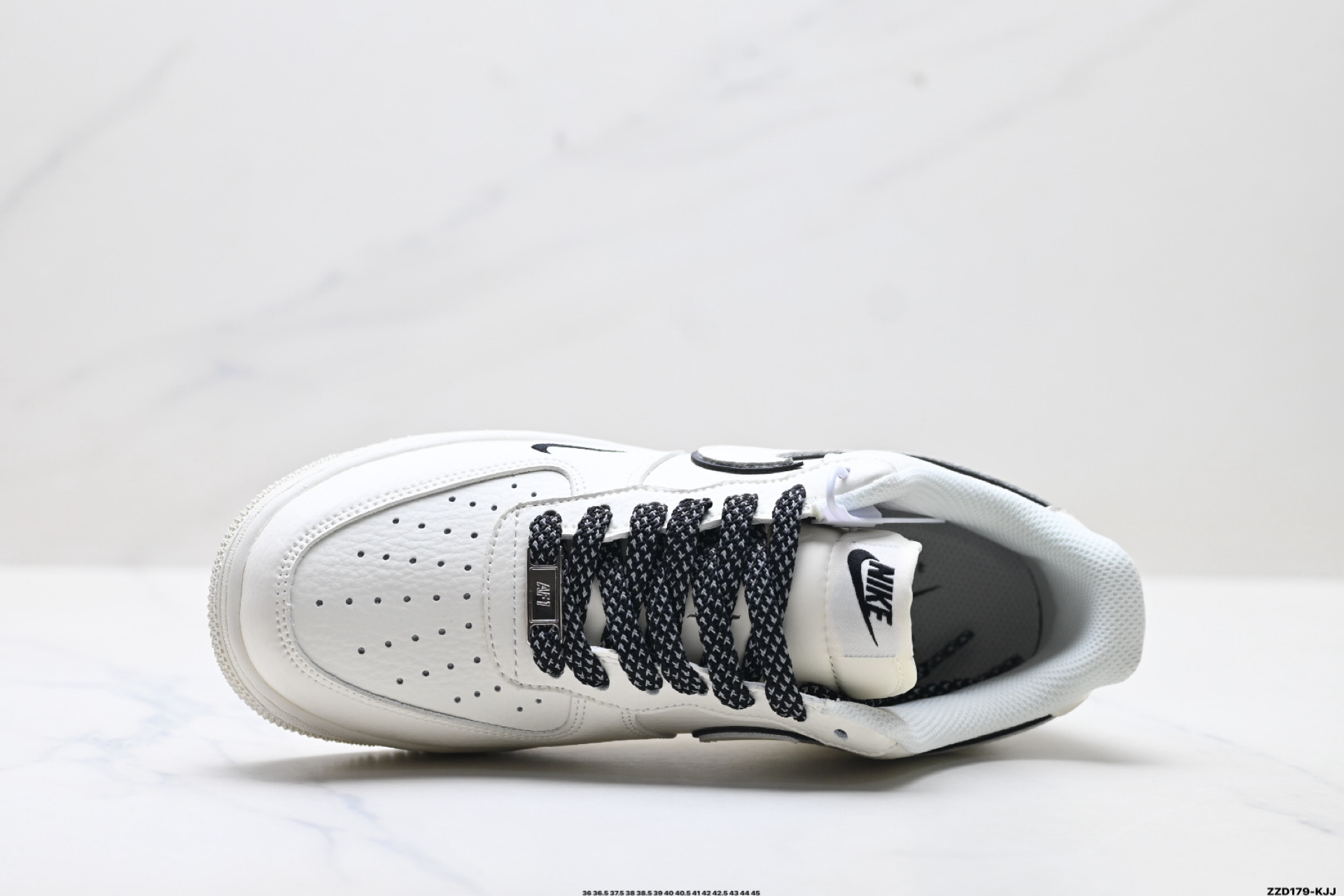 270 NIKE AIR FORCE 1‘07 LV8 MM5288-072