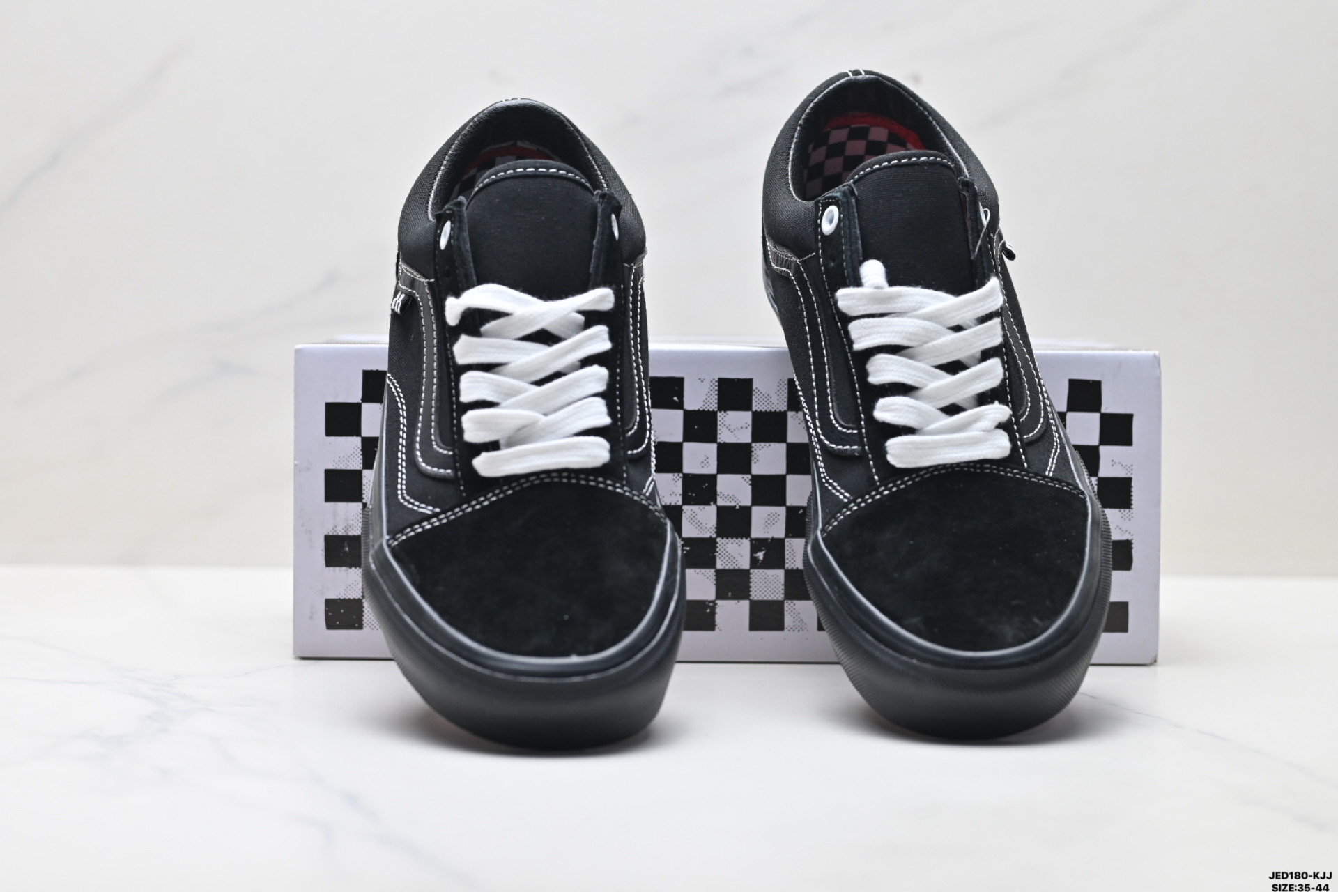 Vans范斯 Old Skool 翻毛皮 复古百搭 耐磨低帮板鞋 VN0005UB1-Top High Quatity Cheap Sneakers Fashion Clothing Clothes Bags handbags Shoes of all Brand wholesale With The best Quality And Beautiful Price from China Factory Chinese suppliers wholesaler seller Vans范斯 Old Skool 翻毛皮 复古百搭 耐磨低帮板鞋 VN0005UB1