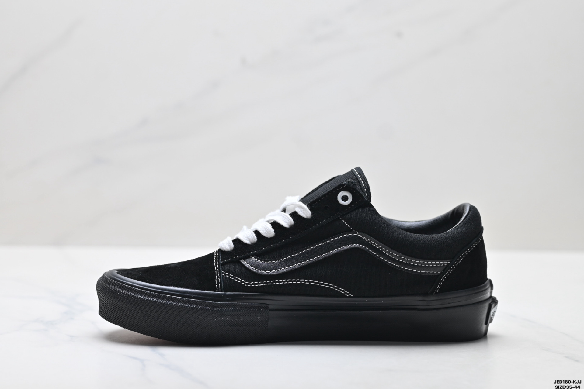 Vans范斯 Old Skool 翻毛皮 复古百搭 耐磨低帮板鞋 VN0005UB1-Top High Quatity Cheap Sneakers Fashion Clothing Clothes Bags handbags Shoes of all Brand wholesale With The best Quality And Beautiful Price from China Factory Chinese suppliers wholesaler seller Vans范斯 Old Skool 翻毛皮 复古百搭 耐磨低帮板鞋 VN0005UB1