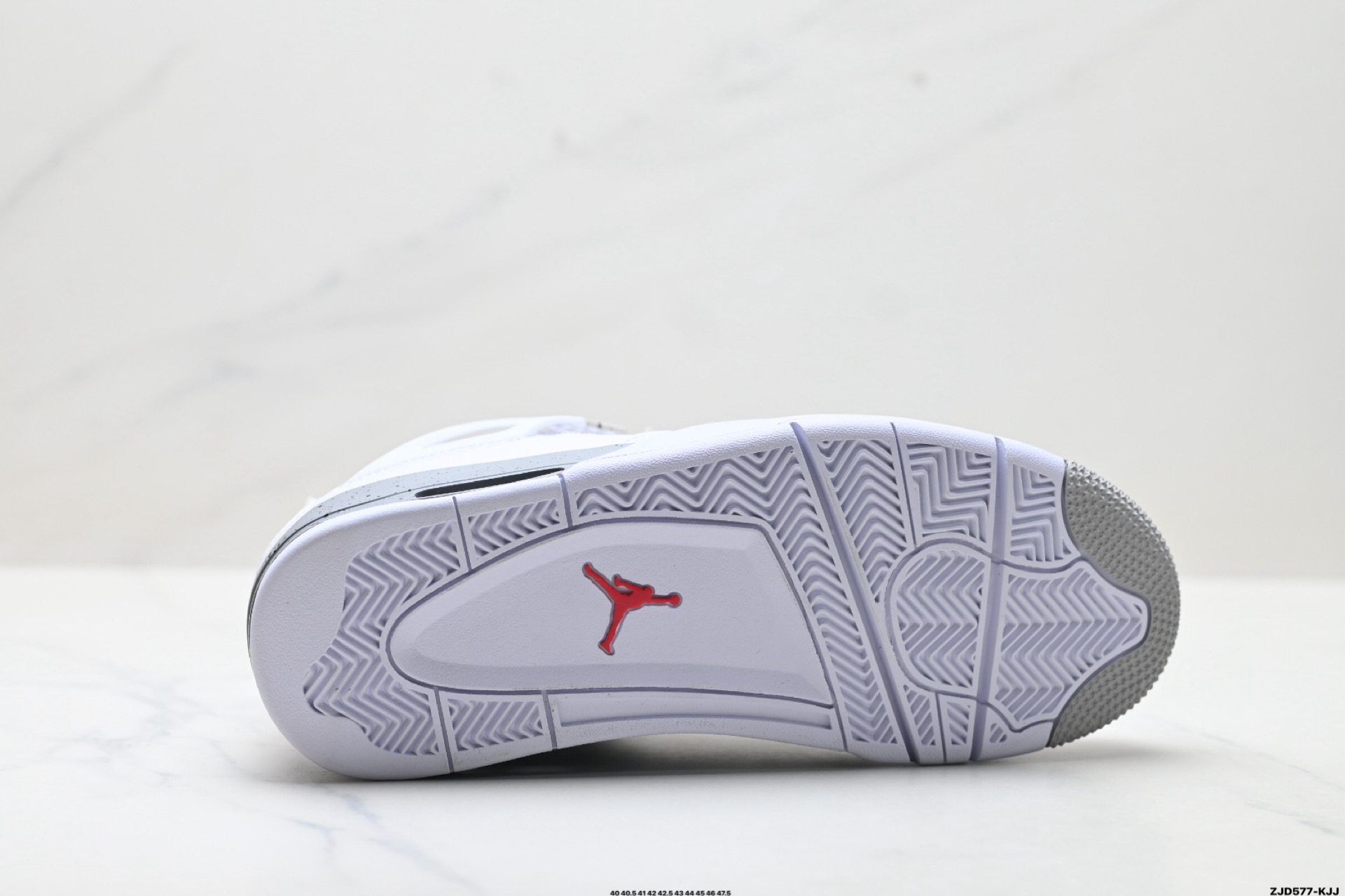 Nike Air Jordan 4 Retro 耐克迈克尔·乔丹AJ4代中帮复古休闲运动文化篮球鞋 CT8527-100