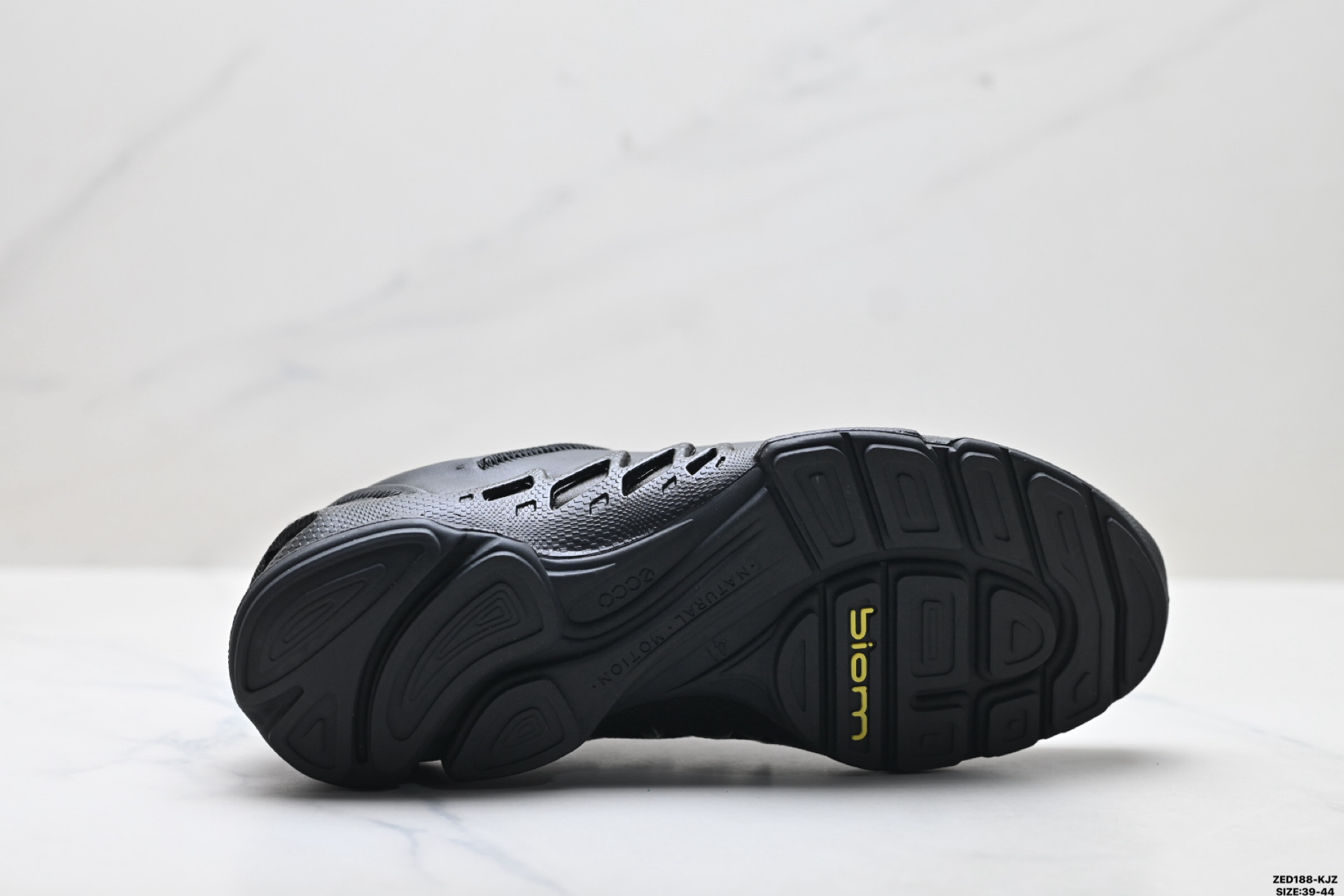 280 Ecco爱步 Biom C-Trail 健步C 舒适时尚 简约时尚 减震防滑 低帮休闲鞋 803324-510-Chinese UA Cheap High Quatity Brand Clothes Bags handbags Sneakers wholesale wholesaler seller from China Factory suppliers Fashion Clothing Shoes best Quality Beautiful Price 280 Ecco爱步 Biom C-Trail 健步C 舒适时尚 简约时尚 减震防滑 低帮休闲鞋 803324-510