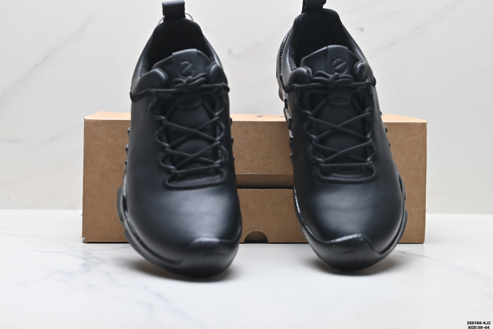 280 Ecco爱步 Biom C-Trail 健步C 舒适时尚 简约时尚 减震防滑 低帮休闲鞋 803324-510-Chinese UA Cheap High Quatity Brand Clothes Bags handbags Sneakers wholesale wholesaler seller from China Factory suppliers Fashion Clothing Shoes best Quality Beautiful Price 280 Ecco爱步 Biom C-Trail 健步C 舒适时尚 简约时尚 减震防滑 低帮休闲鞋 803324-510
