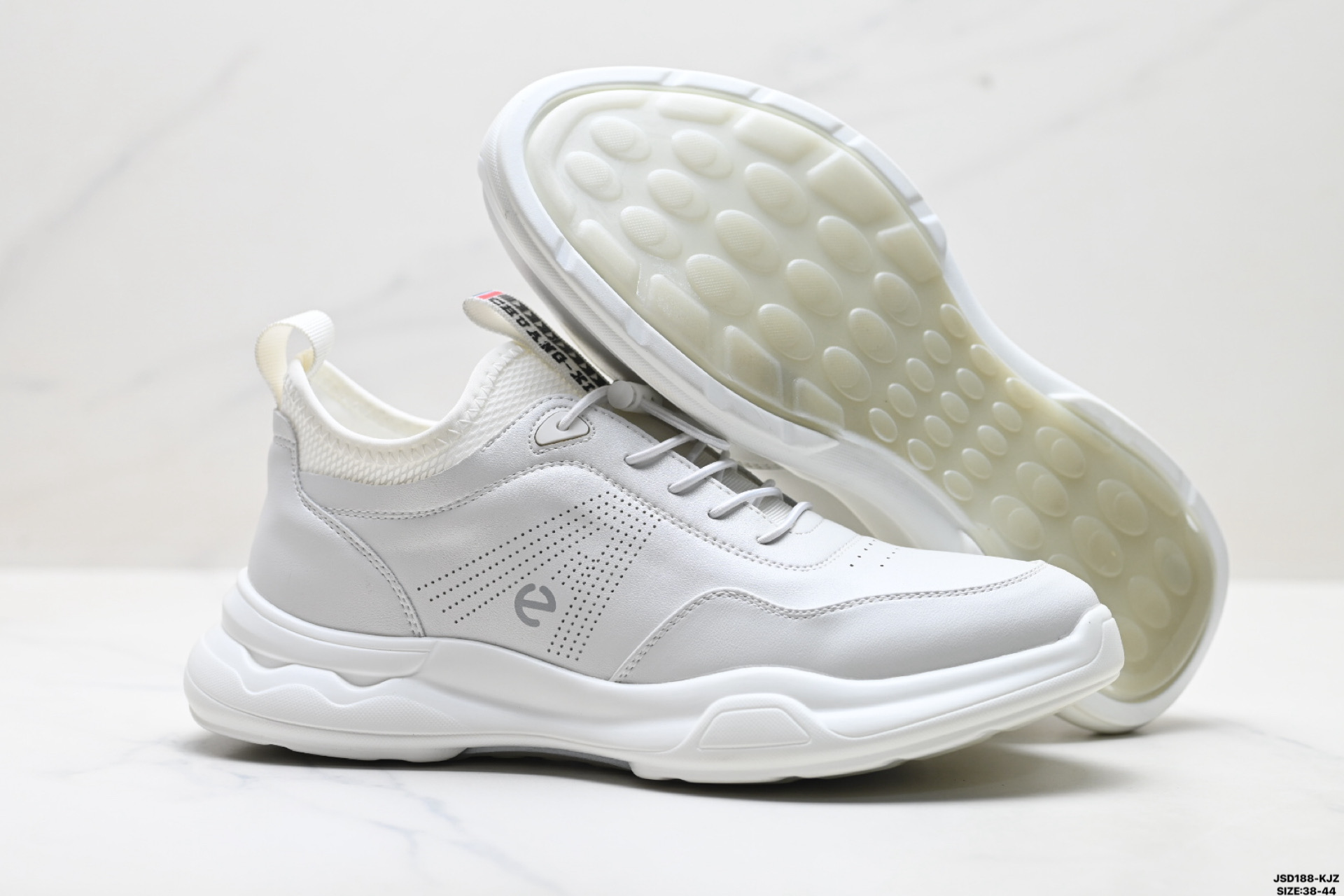 220 Ecco爱步 Biom Fjuel 轻量化设计 透气登山鞋鞋