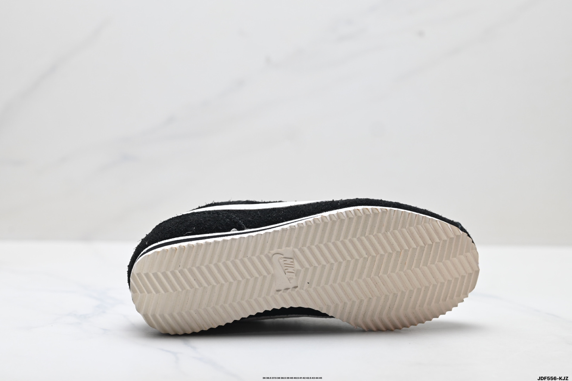 Nike Classic Cortez 耐克经典轻便舒适男子阿甘鞋休闲跑步鞋运动鞋 FJ2530-001-Top High Quatity Cheap Sneakers Fashion Clothing Clothes Bags handbags Shoes of all Brand wholesale With The best Quality And Beautiful Price from China Factory Chinese suppliers wholesaler seller Nike Classic Cortez 耐克经典轻便舒适男子阿甘鞋休闲跑步鞋运动鞋 FJ2530-001