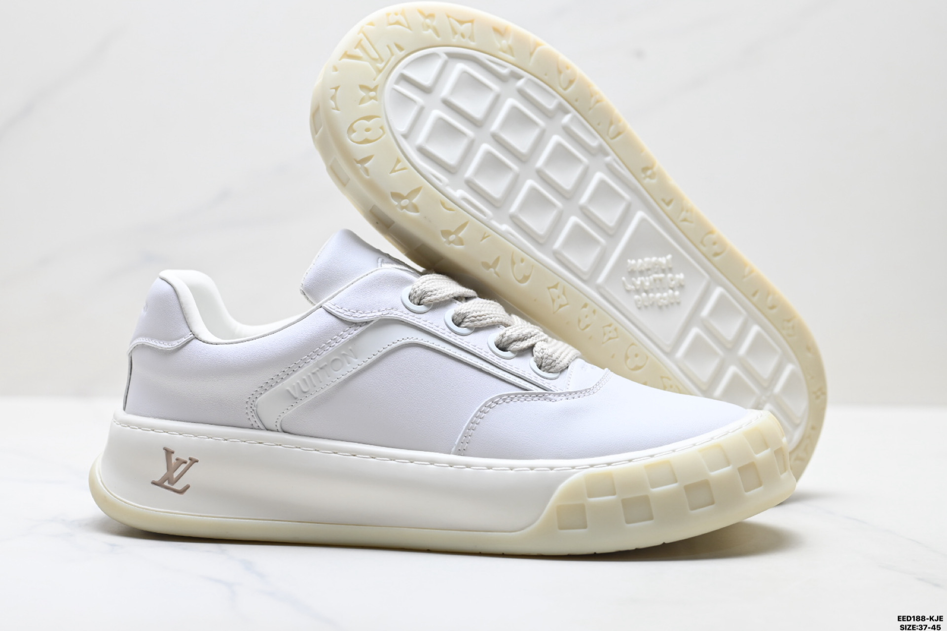 400 纯原Louis Vuitton Tilted 绒面小牛皮 路易威登 休闲运动文化百搭板鞋