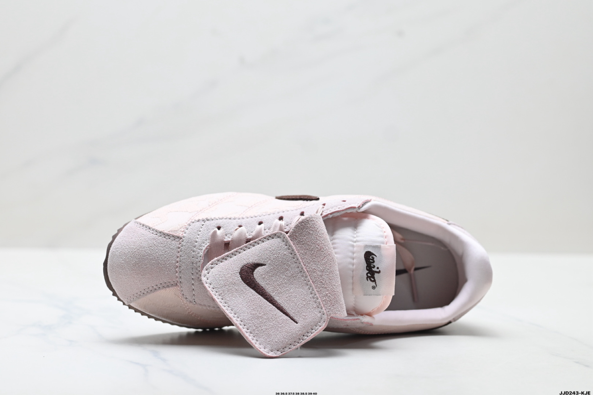 150 Nike Classic Cortez 耐克经典轻便舒适男子阿甘鞋休闲跑步鞋运动鞋 DN1791-006-Chinese UA Cheap High Quatity Brand Clothes Bags handbags Sneakers wholesale wholesaler seller from China Factory suppliers Fashion Clothing Shoes best Quality Beautiful Price 150 Nike Classic Cortez 耐克经典轻便舒适男子阿甘鞋休闲跑步鞋运动鞋 DN1791-006