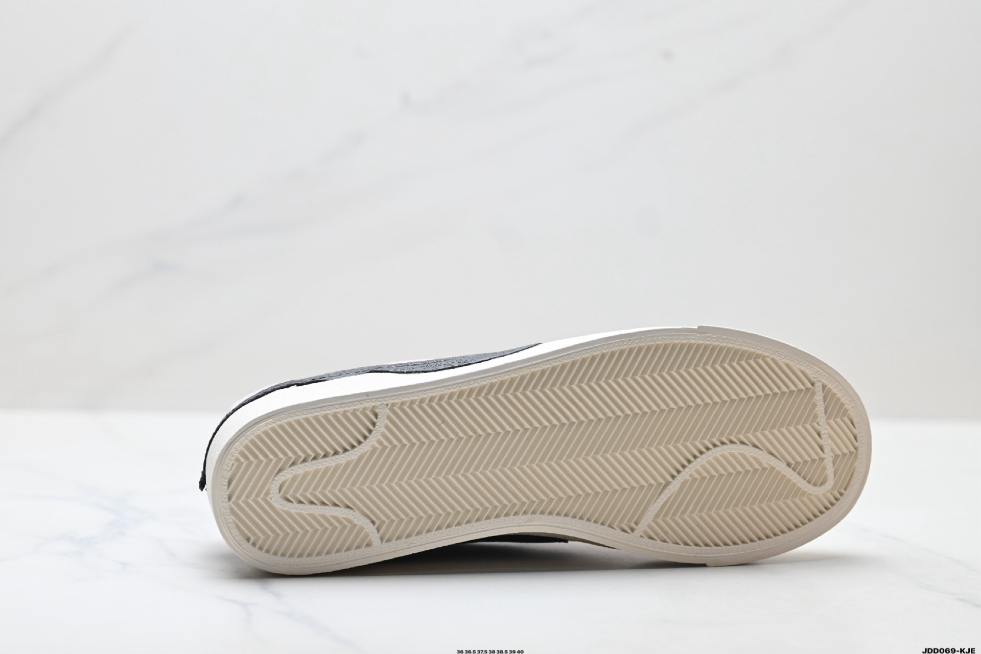 140 Nike Blazer Low‘77 Jumbo 耐克 经典百搭低帮开拓者休闲运动板鞋 DN2158-101-Chinese UA Cheap High Quatity Brand Clothes Bags handbags Sneakers wholesale wholesaler seller from China Factory suppliers Fashion Clothing Shoes best Quality Beautiful Price 140 Nike Blazer Low‘77 Jumbo 耐克 经典百搭低帮开拓者休闲运动板鞋 DN2158-101