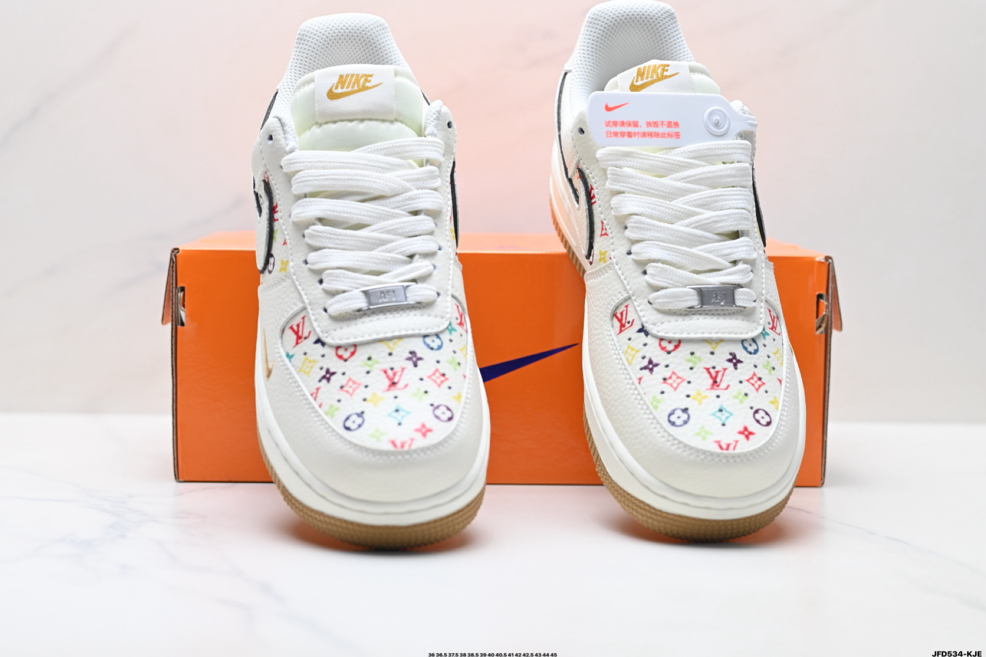 190 NIKE AIR FORCE 1‘07 SU2305-720