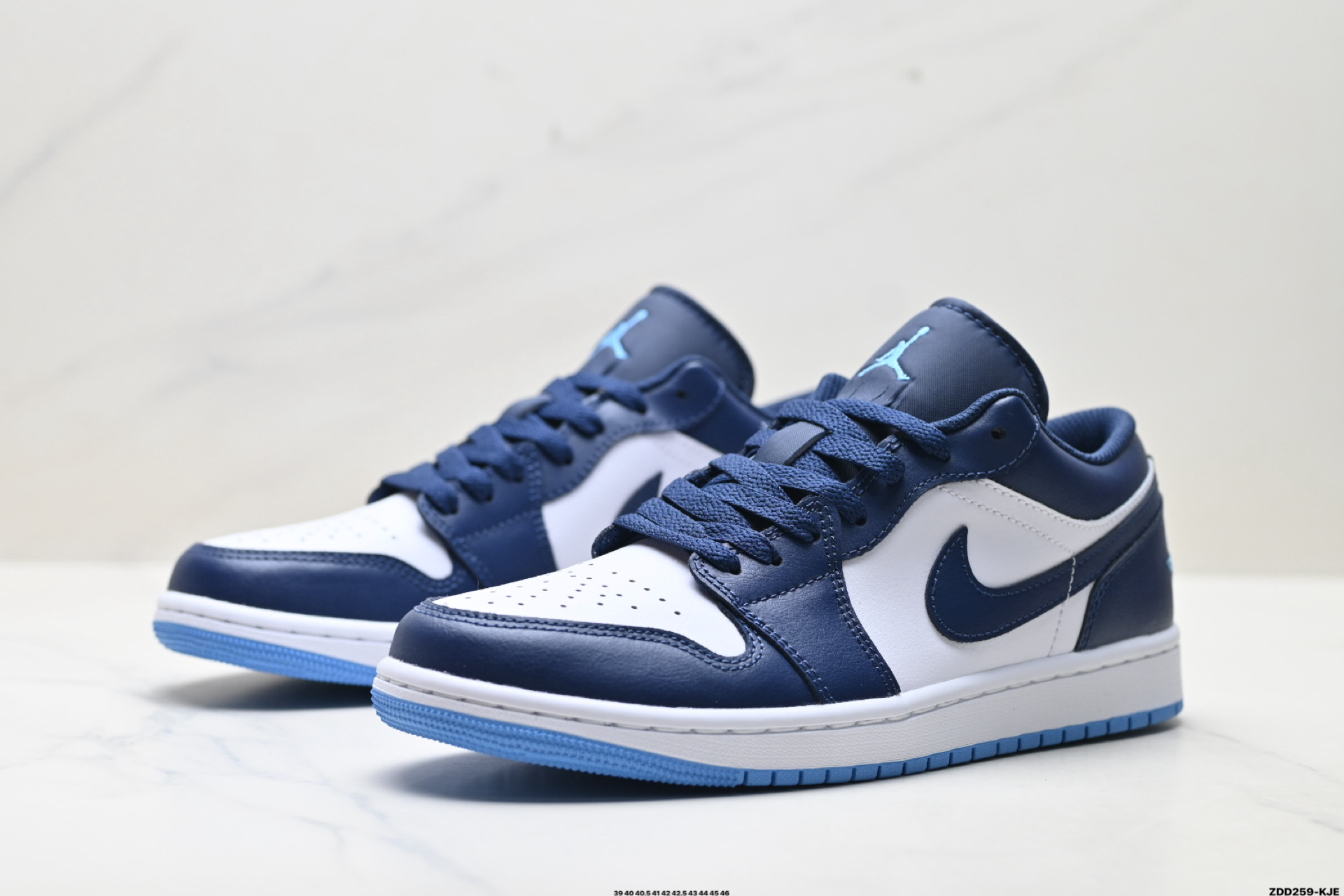 Nike Air Jordan 1 Low 耐克 AJ1乔1低帮休闲板鞋 553558-404-Top High Quatity Cheap Sneakers Fashion Clothing Clothes Bags handbags Shoes of all Brand wholesale With The best Quality And Beautiful Price from China Factory Chinese suppliers wholesaler seller Nike Air Jordan 1 Low 耐克 AJ1乔1低帮休闲板鞋 553558-404