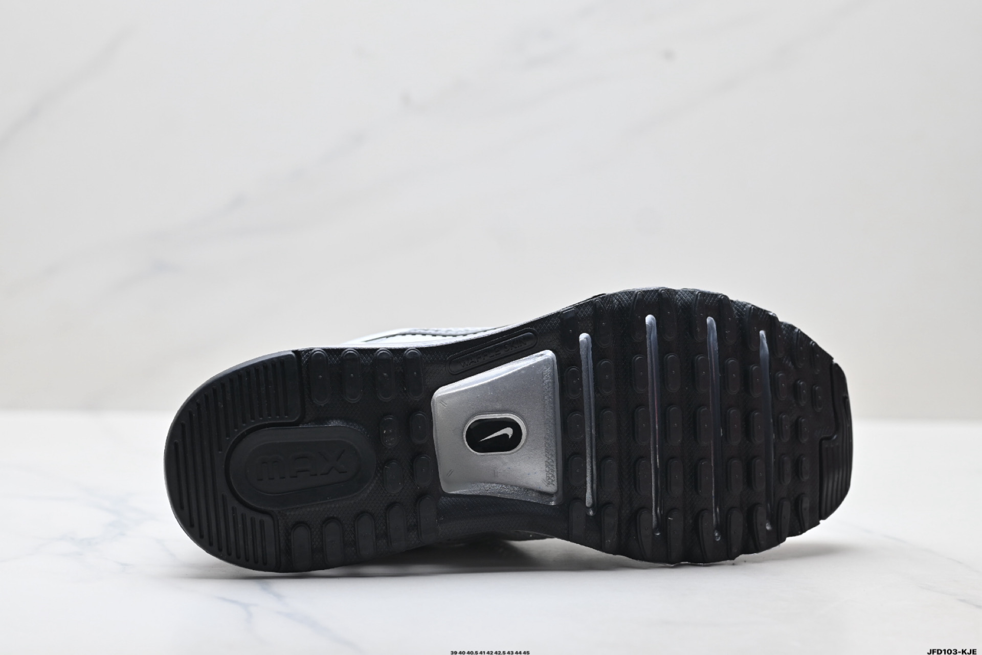 190 Nike Air Max 2013 耐克 轻便缓震 耐磨防滑 全掌气垫跑鞋 HQ3025-001