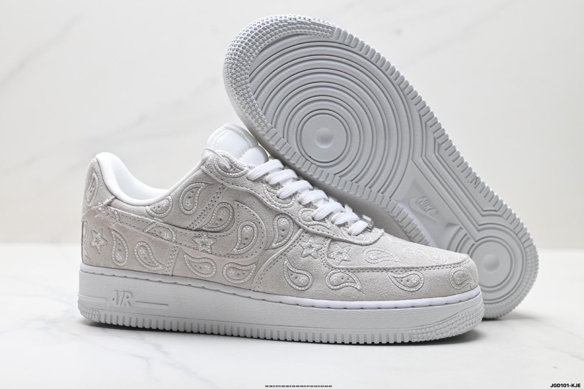 200 NIKE AIR FORCE 1‘07 IO1259-001