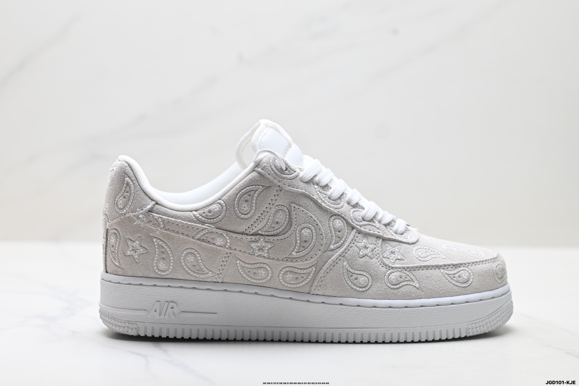 200 NIKE AIR FORCE 1‘07 IO1259-001