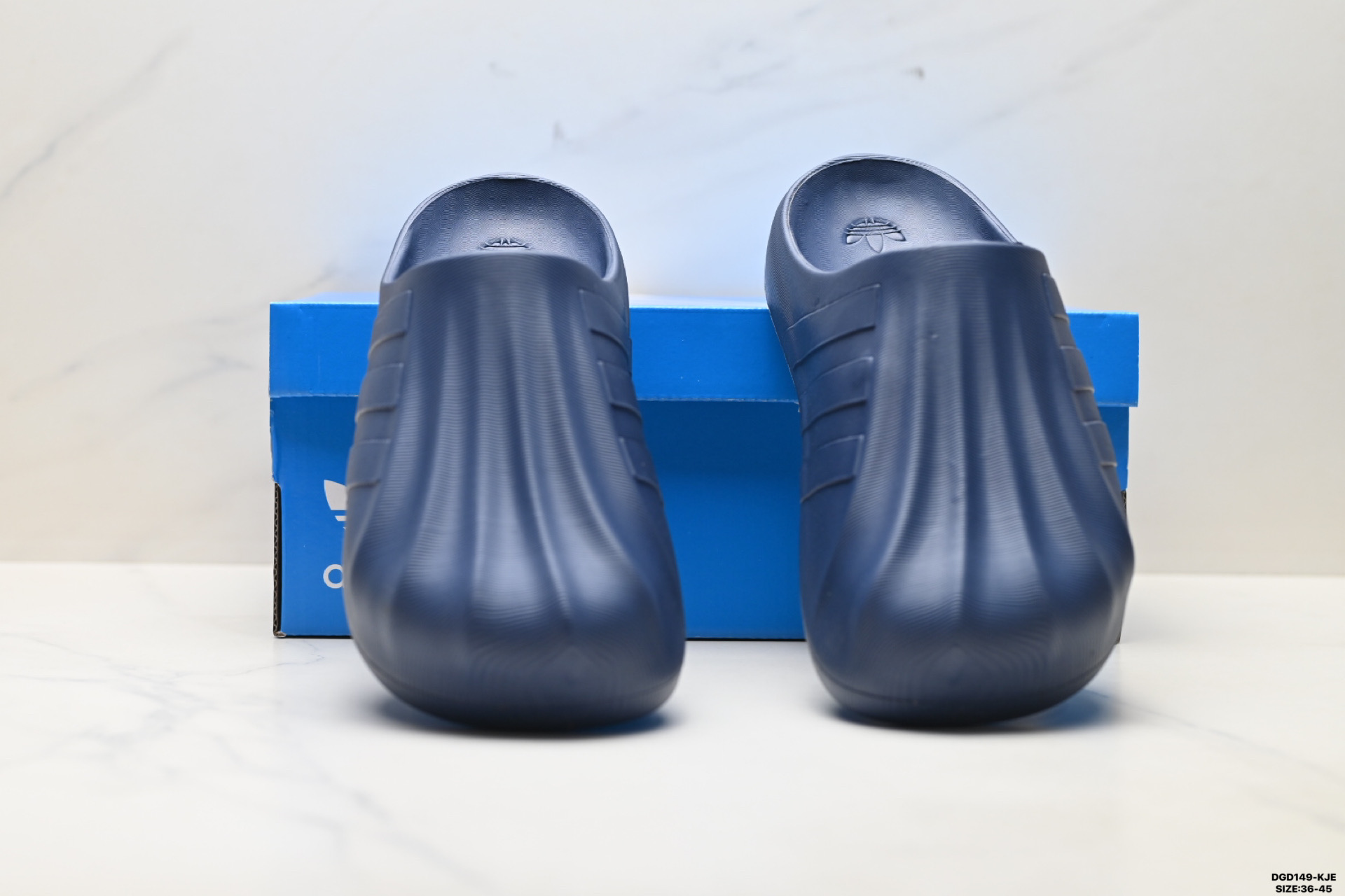90 阿迪达斯 ADIFOM SUPERSTAR MULE拖鞋厨师鞋穆勒鞋新款拖鞋 lE0757-Chinese UA Cheap High Quatity Brand Clothes Bags handbags Sneakers wholesale wholesaler seller from China Factory suppliers Fashion Clothing Shoes best Quality Beautiful Price 90 阿迪达斯 ADIFOM SUPERSTAR MULE拖鞋厨师鞋穆勒鞋新款拖鞋 lE0757
