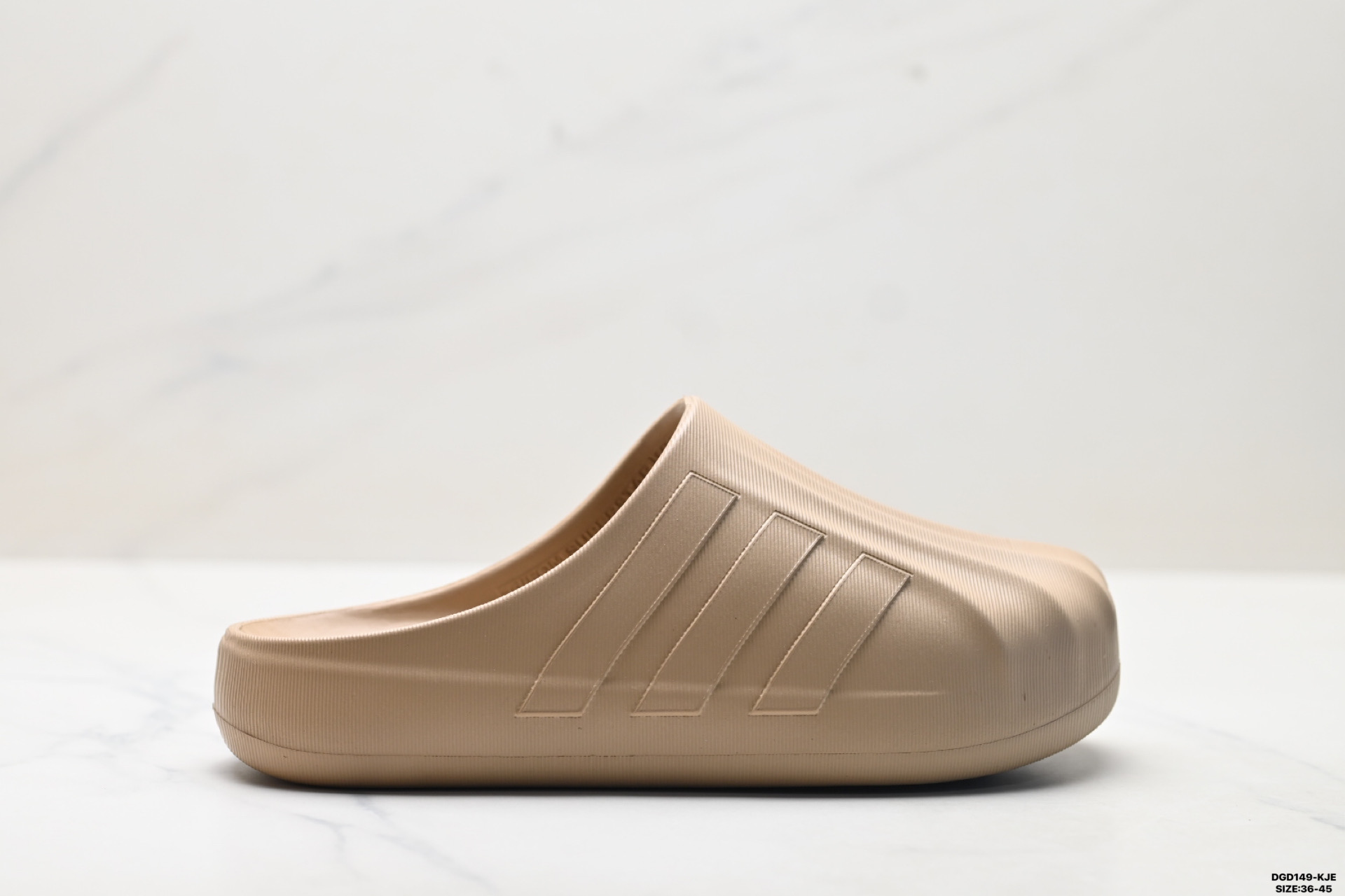 90 阿迪达斯 ADIFOM SUPERSTAR MULE拖鞋厨师鞋穆勒鞋新款拖鞋 lE0757-Chinese UA Cheap High Quatity Brand Clothes Bags handbags Sneakers wholesale wholesaler seller from China Factory suppliers Fashion Clothing Shoes best Quality Beautiful Price 90 阿迪达斯 ADIFOM SUPERSTAR MULE拖鞋厨师鞋穆勒鞋新款拖鞋 lE0757