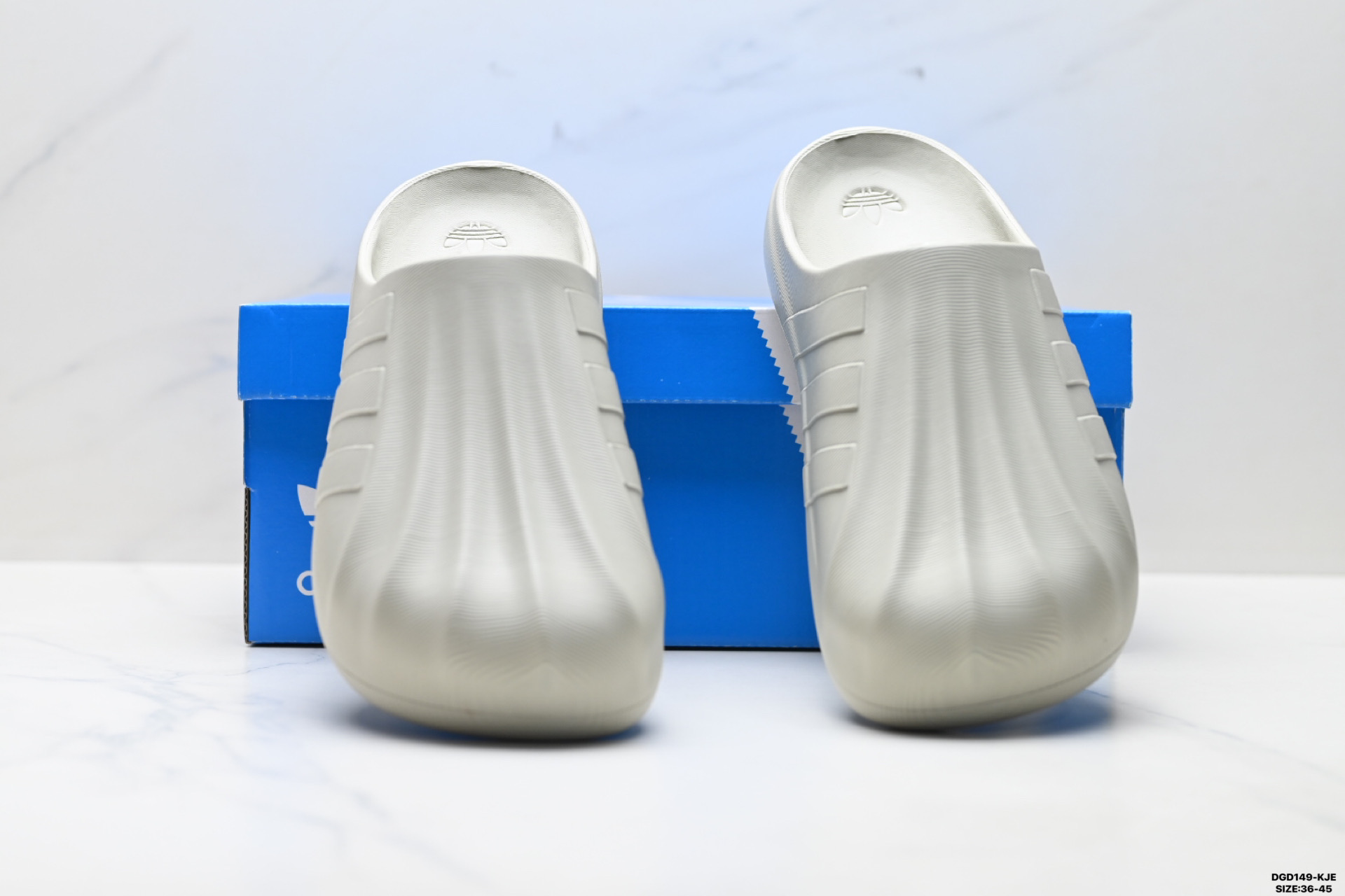 90 阿迪达斯 ADIFOM SUPERSTAR MULE拖鞋厨师鞋穆勒鞋新款拖鞋 lE0757-Chinese UA Cheap High Quatity Brand Clothes Bags handbags Sneakers wholesale wholesaler seller from China Factory suppliers Fashion Clothing Shoes best Quality Beautiful Price 90 阿迪达斯 ADIFOM SUPERSTAR MULE拖鞋厨师鞋穆勒鞋新款拖鞋 lE0757