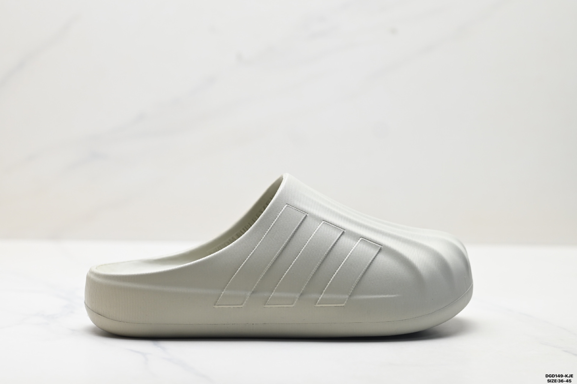 90 阿迪达斯 ADIFOM SUPERSTAR MULE拖鞋厨师鞋穆勒鞋新款拖鞋 lE0757-Chinese UA Cheap High Quatity Brand Clothes Bags handbags Sneakers wholesale wholesaler seller from China Factory suppliers Fashion Clothing Shoes best Quality Beautiful Price 90 阿迪达斯 ADIFOM SUPERSTAR MULE拖鞋厨师鞋穆勒鞋新款拖鞋 lE0757