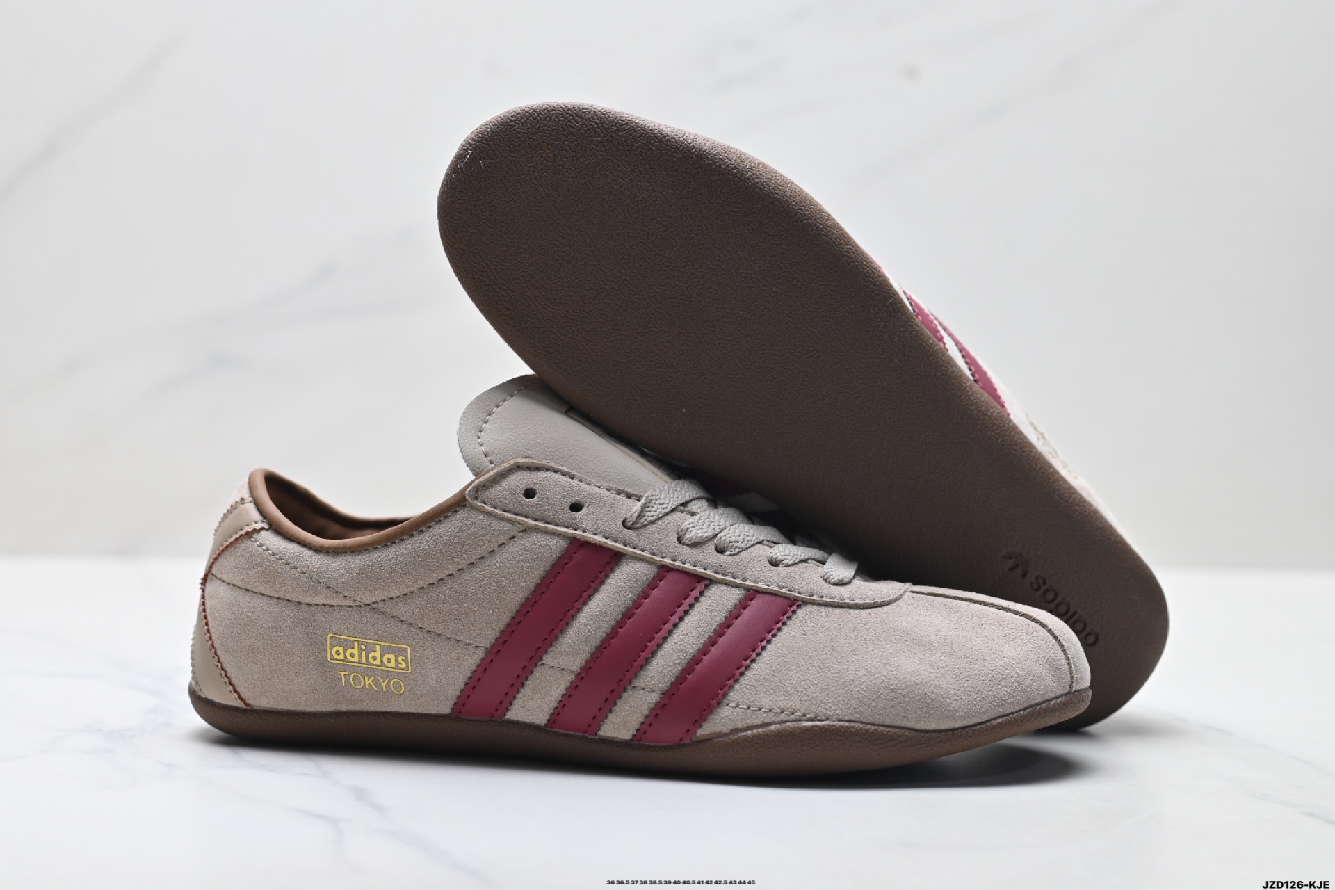 160 Adidas Tokyo W 阿迪达斯 舒适百搭经典休闲运动鞋 KJ0367