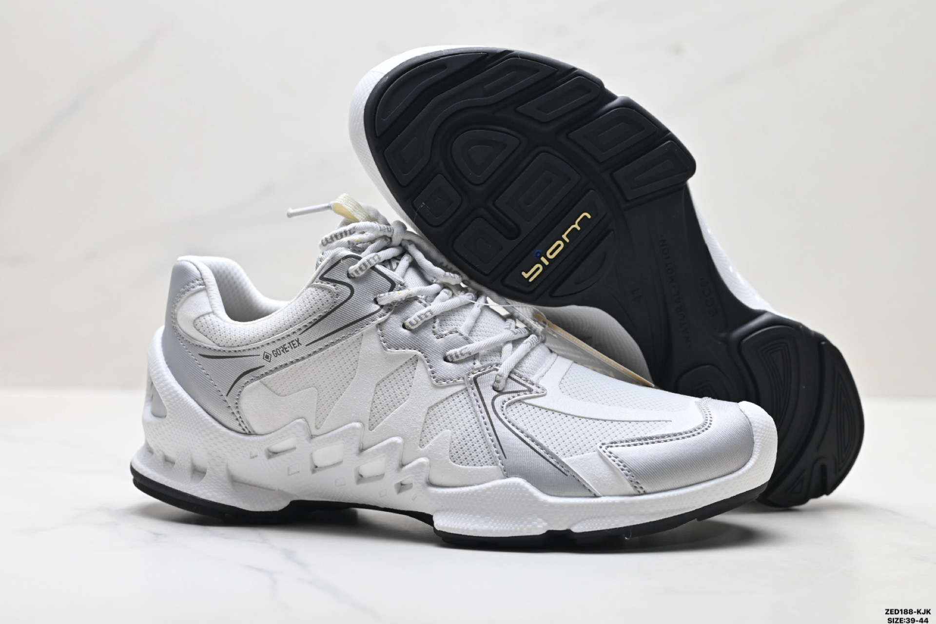 280 Ecco爱步 Biom C-Trail 健步C 舒适时尚 简约时尚 减震防滑 低帮休闲鞋 803324-510