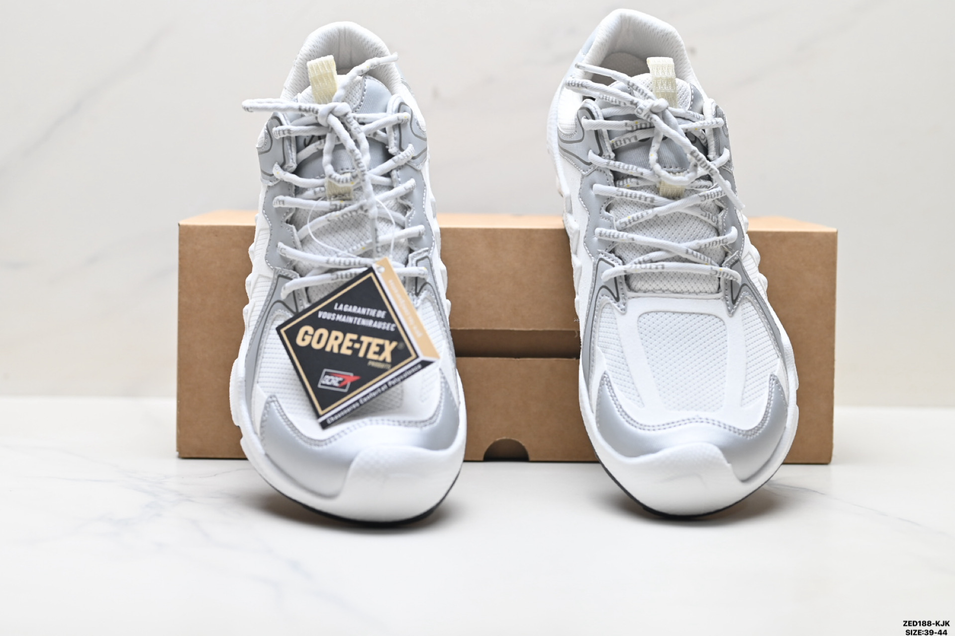 280 Ecco爱步 Biom C-Trail 健步C 舒适时尚 简约时尚 减震防滑 低帮休闲鞋 803324-510