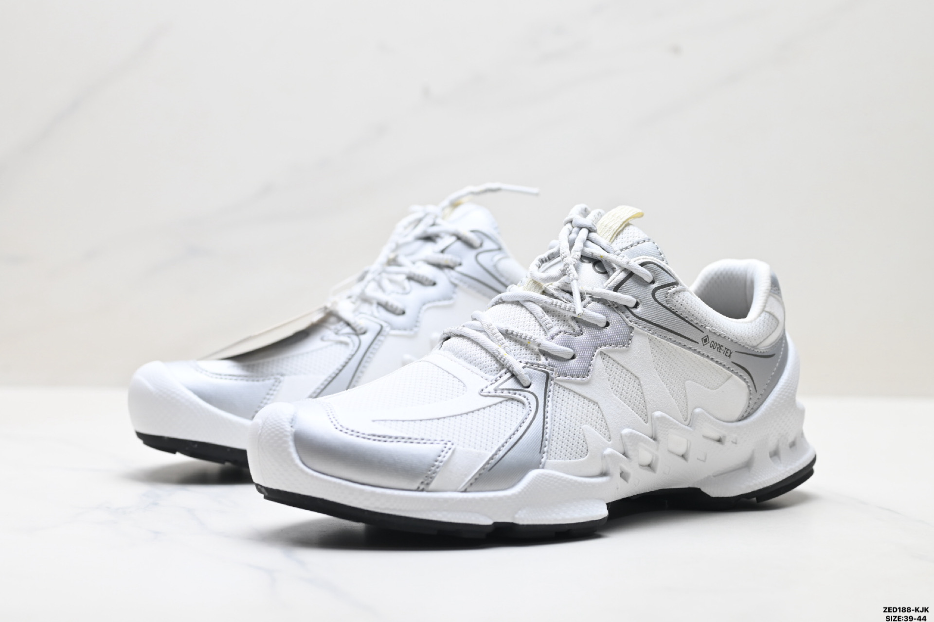 280 Ecco爱步 Biom C-Trail 健步C 舒适时尚 简约时尚 减震防滑 低帮休闲鞋 803324-510