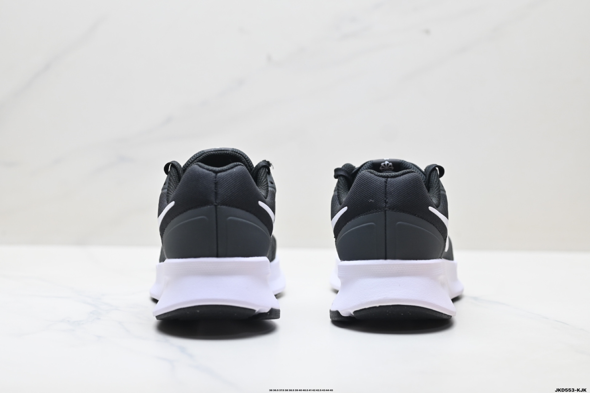 180 耐克NK W NIKE RUN SWIFT 3网面透气休闲跑步鞋 DR2695-002