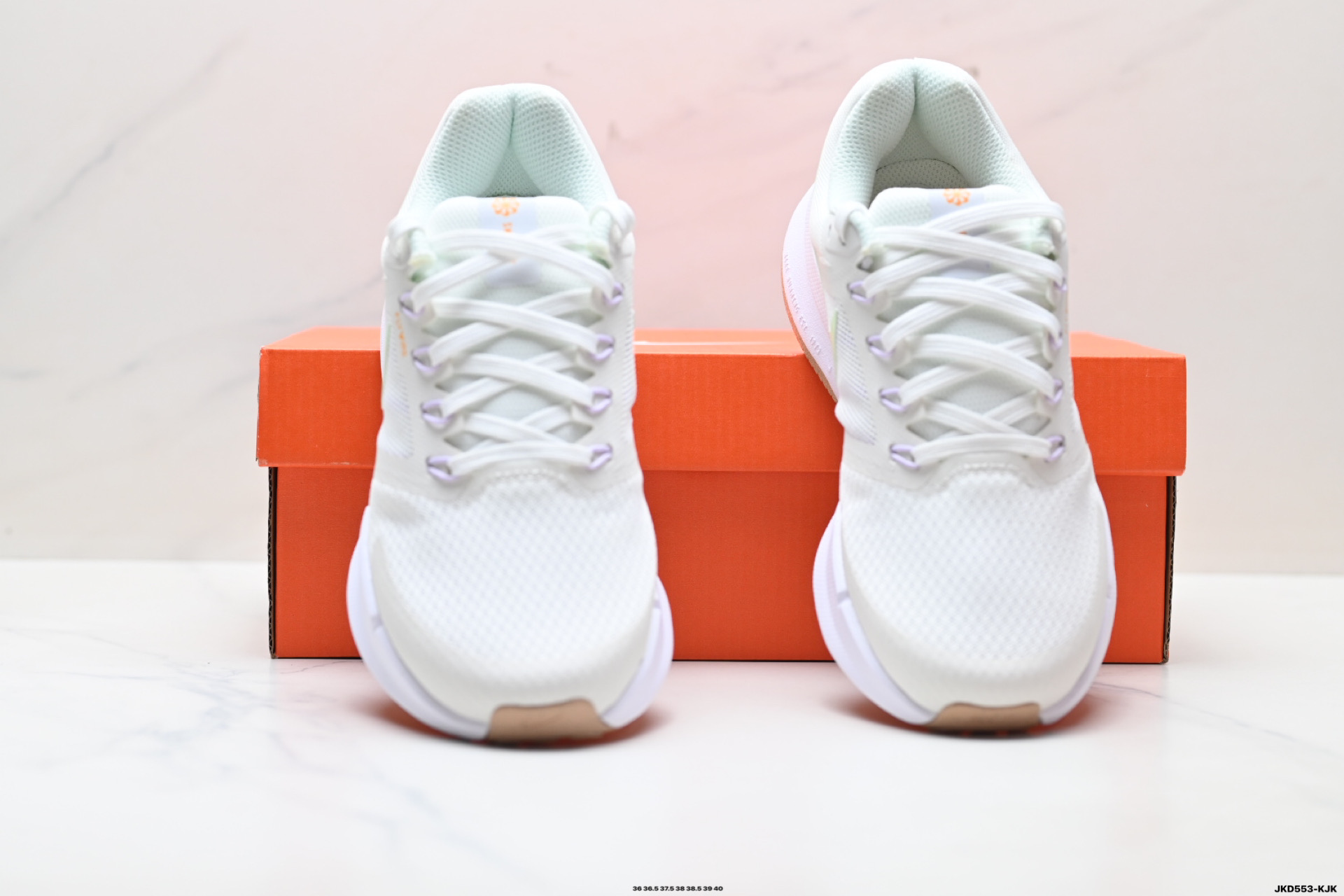 180 耐克NK W NIKE RUN SWIFT 3网面透气休闲跑步鞋 HJ3493-131