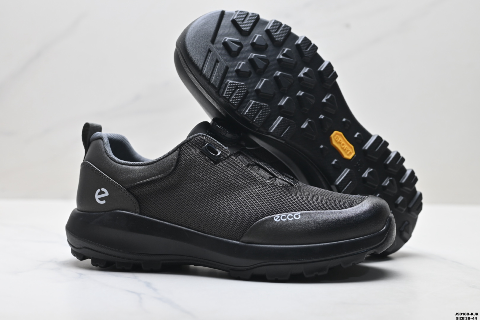 220 Ecco爱步 Biom Fjuel 轻量化设计 透气登山鞋鞋