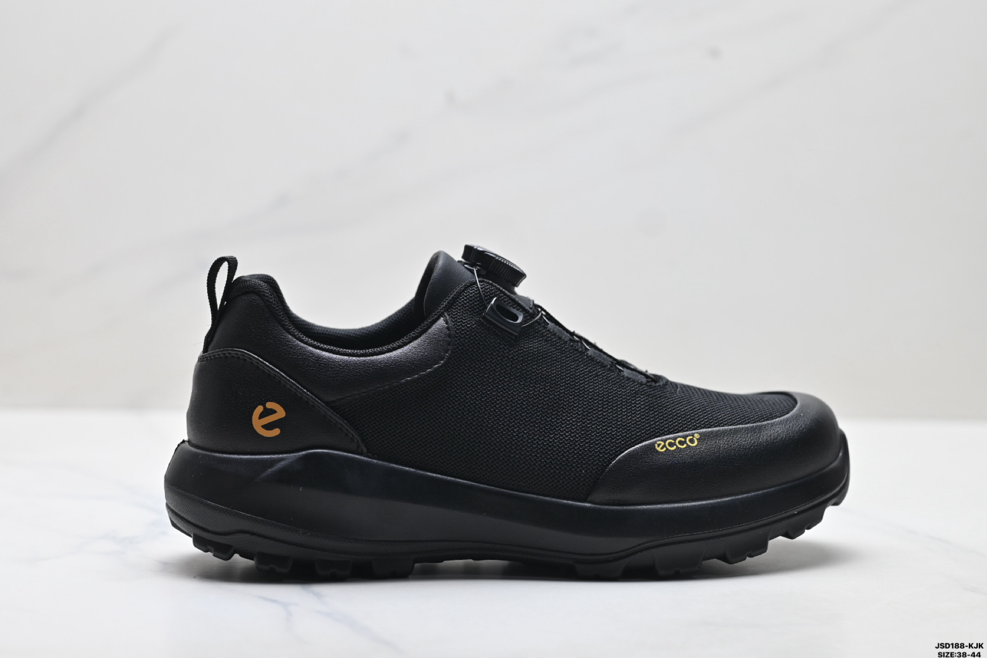 220 Ecco爱步 Biom Fjuel 轻量化设计 透气登山鞋鞋