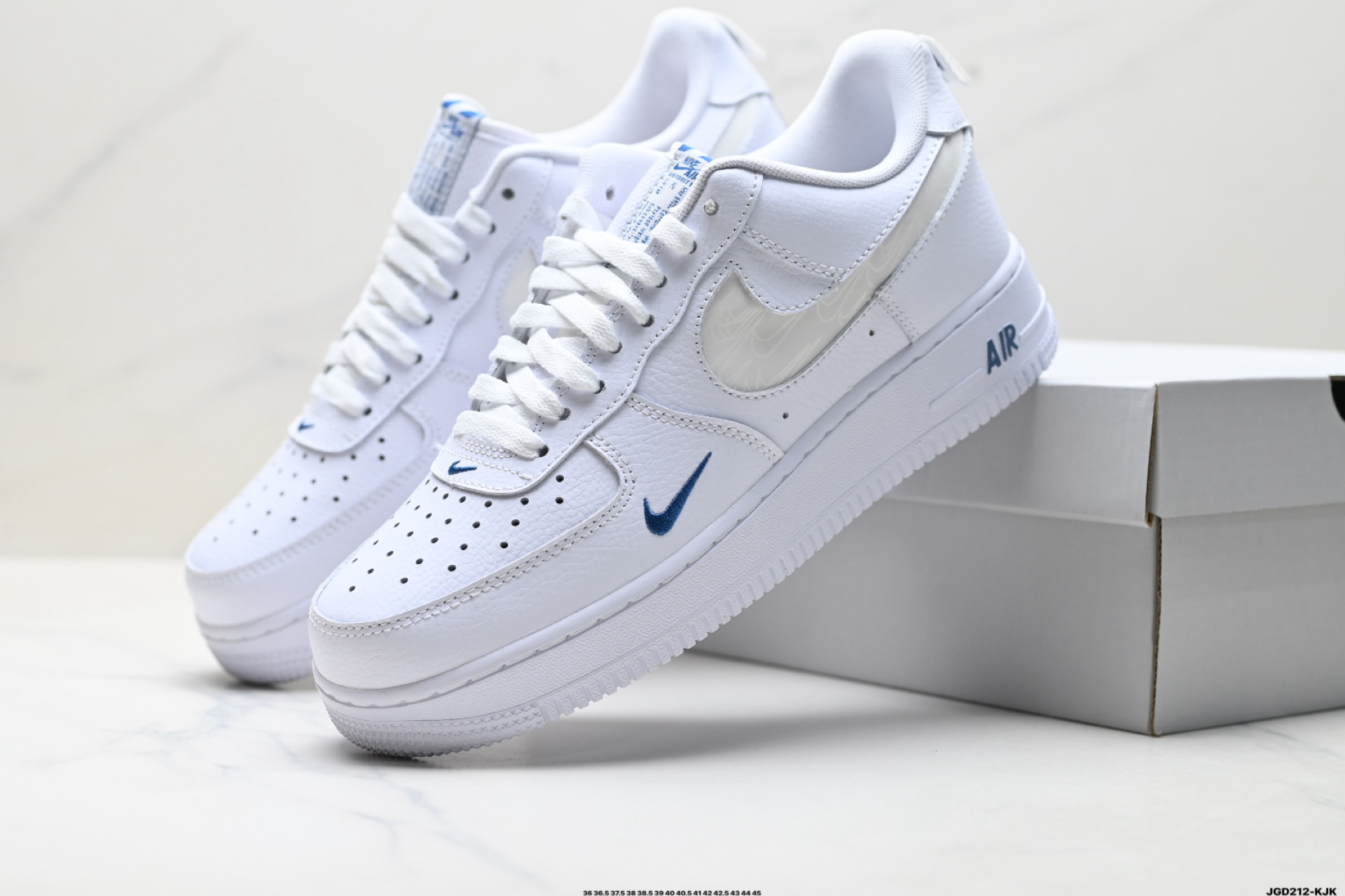200 NIKE AIR FORCE 1‘07 FB8034-100