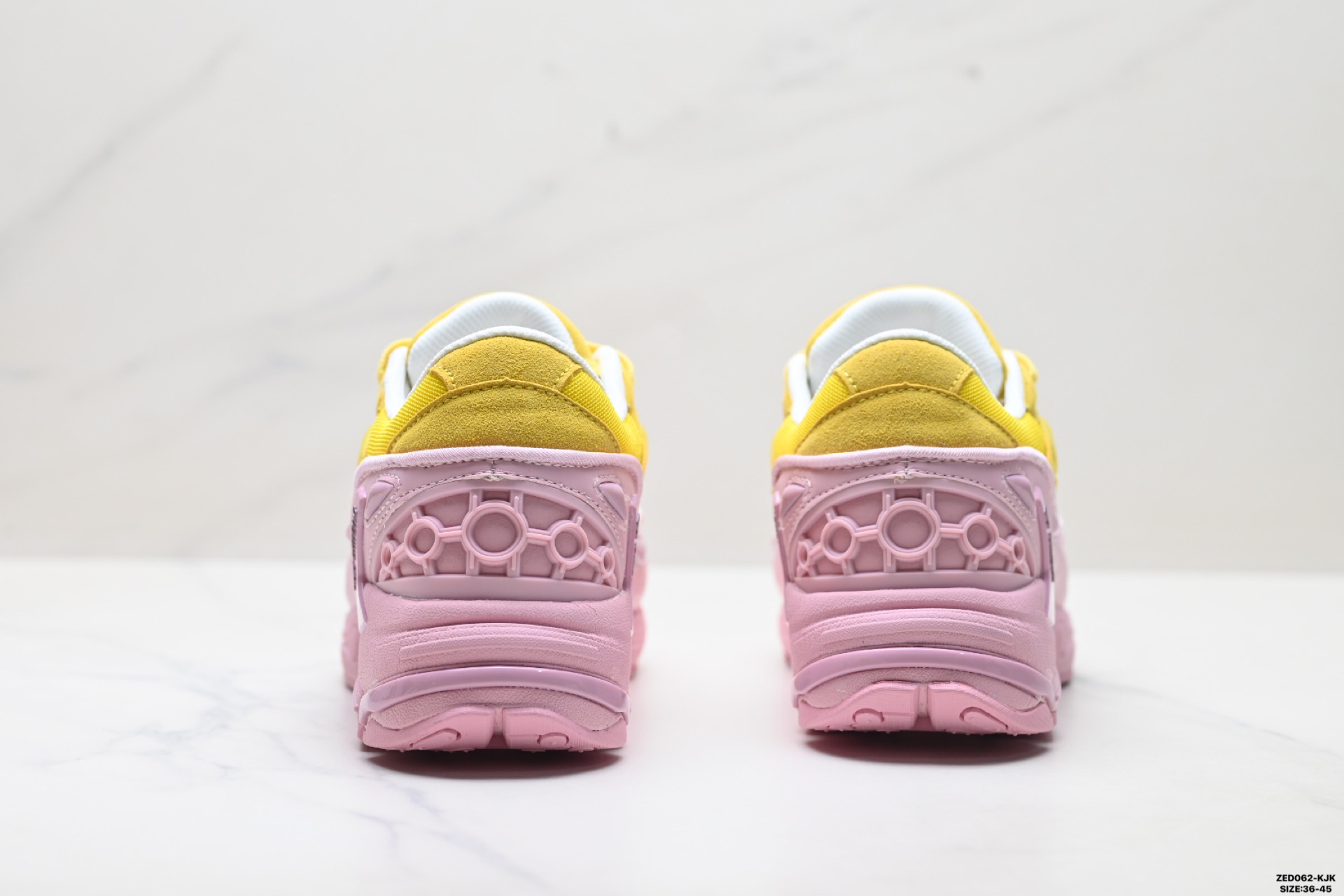 280 RAF SIMONS CYLON-21 潮流运动 织物皮革 圆头系带 低帮休闲鞋 HR830001S-L370